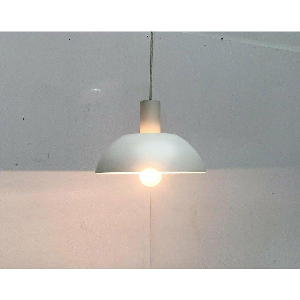 Lampada a sospensione danese minimalista di metà secolo di A Space, Focus, anni '60 in vendita 5