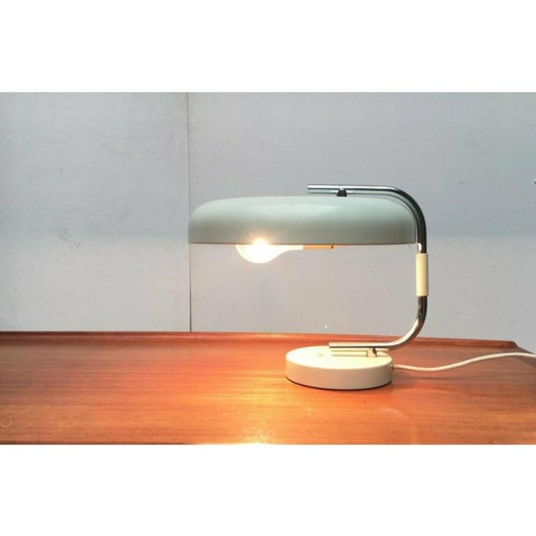 Allemand Lampe de table allemande minimaliste de l'ère spatiale du milieu du siècle dernier de Hustadt Leuchten, années 1960 en vente