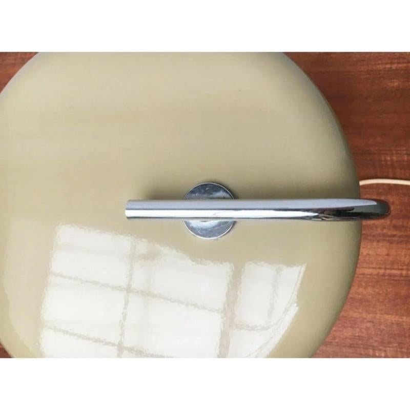 Lampe de table allemande minimaliste de l'ère spatiale du milieu du siècle dernier de Hustadt Leuchten, années 1960 Excellent état - En vente à Hamburg, DE