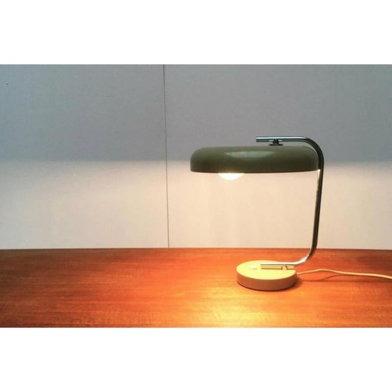 Métal Lampe de table allemande minimaliste de l'ère spatiale du milieu du siècle dernier de Hustadt Leuchten, années 1960 en vente