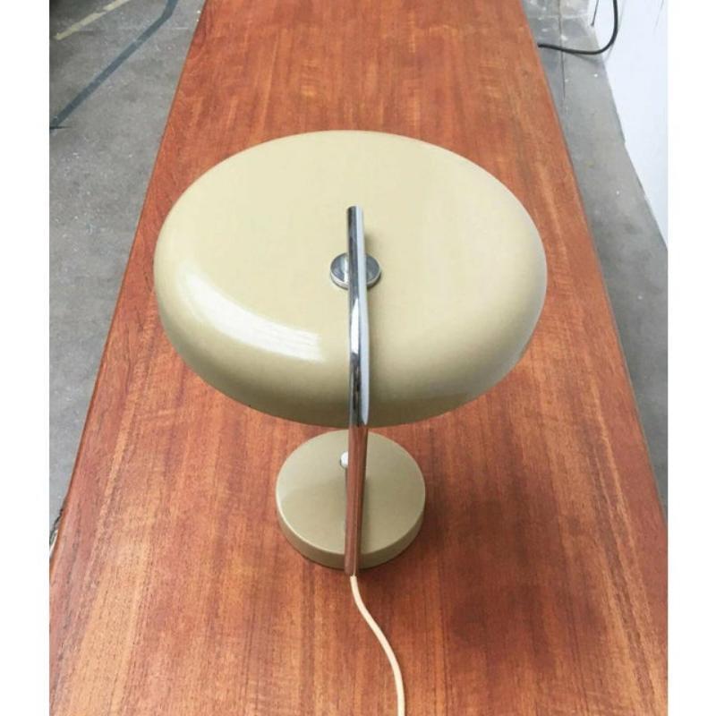 Lampe de table allemande minimaliste de l'ère spatiale du milieu du siècle dernier de Hustadt Leuchten, années 1960 en vente 2
