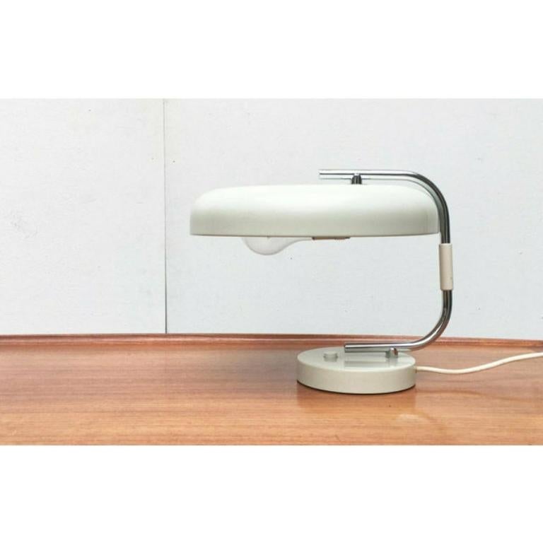 Lampe de table allemande minimaliste de l'ère spatiale du milieu du siècle dernier de Hustadt Leuchten, années 1960 en vente 2