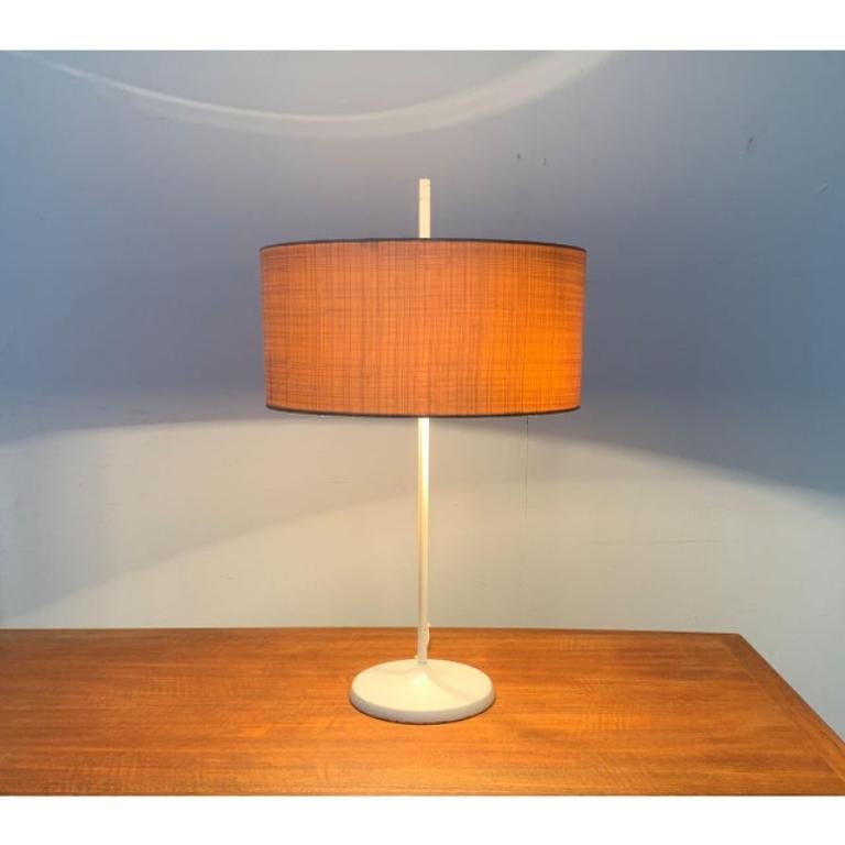 Mid-Century Modern Lampe de table minimaliste du milieu du siècle A Space en vente