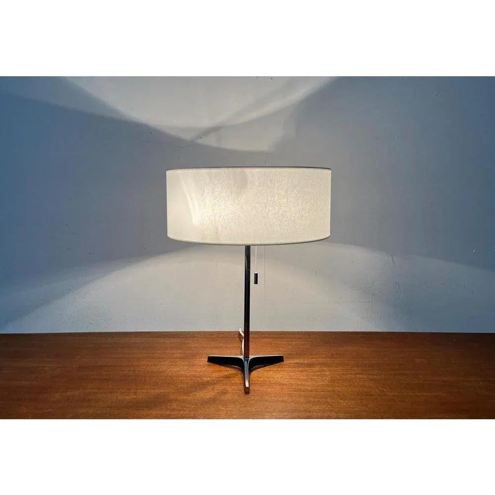 Mid-Century Space Age Minimalist Tripod Table Lamp, 1960s For Sale 2
