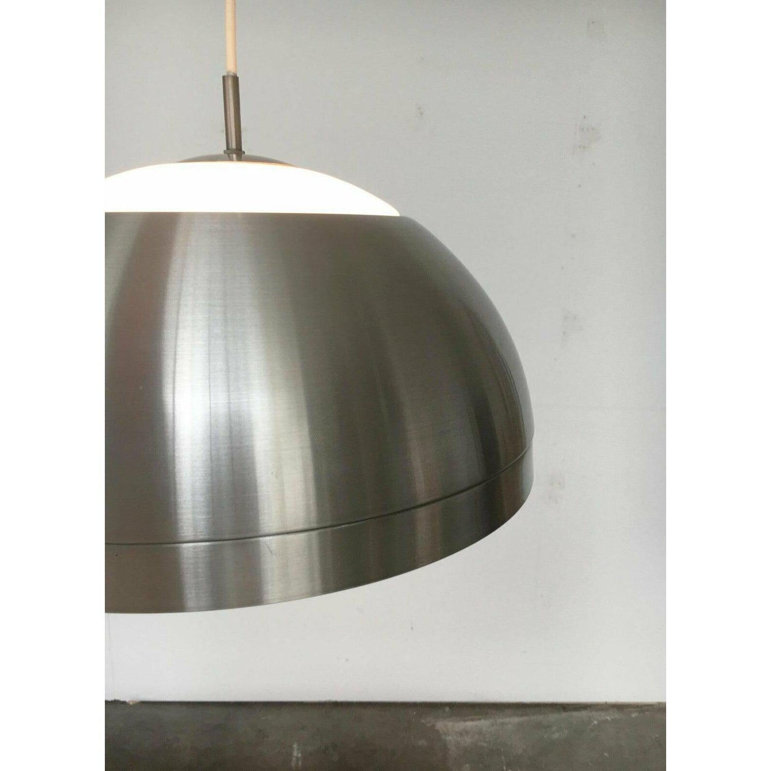 Danese Lampada a sospensione a globo P 232 L di Svend Middelboe, 1960, metà secolo. in vendita