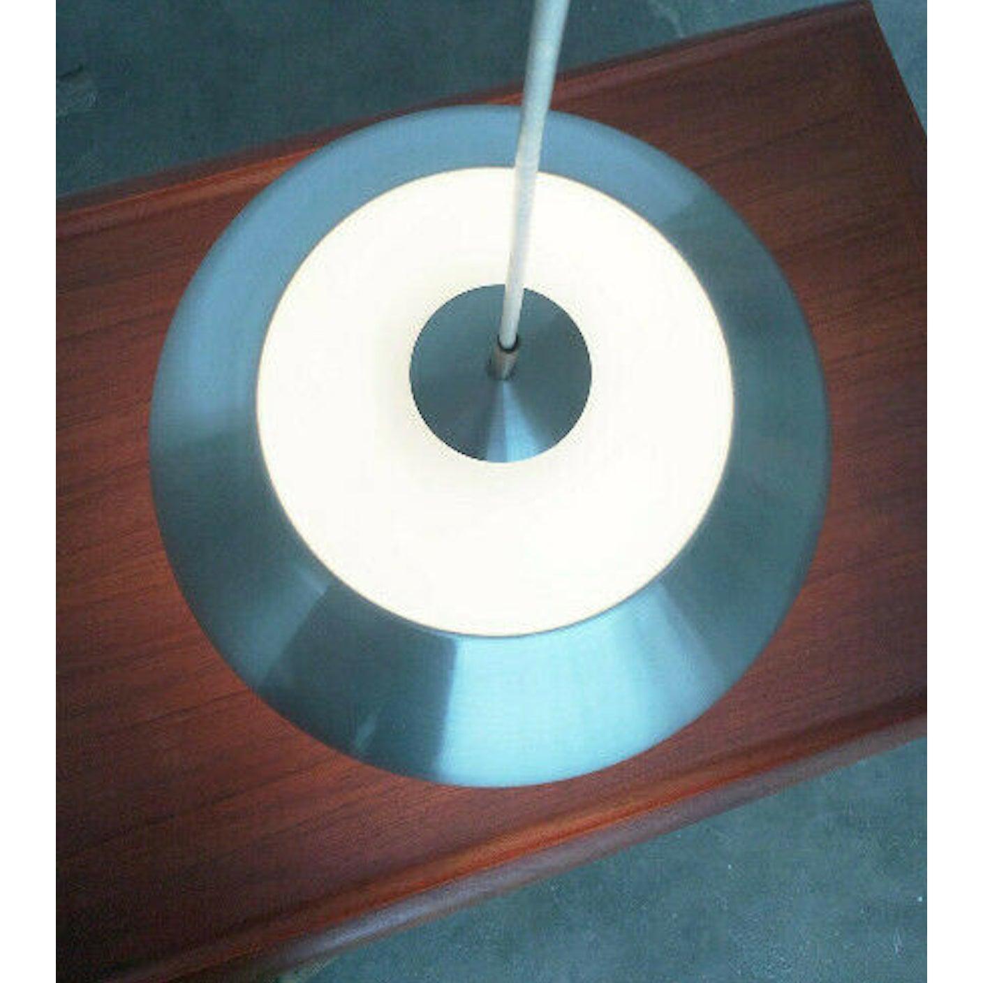 XX secolo Lampada a sospensione a globo P 232 L di Svend Middelboe, 1960, metà secolo. in vendita