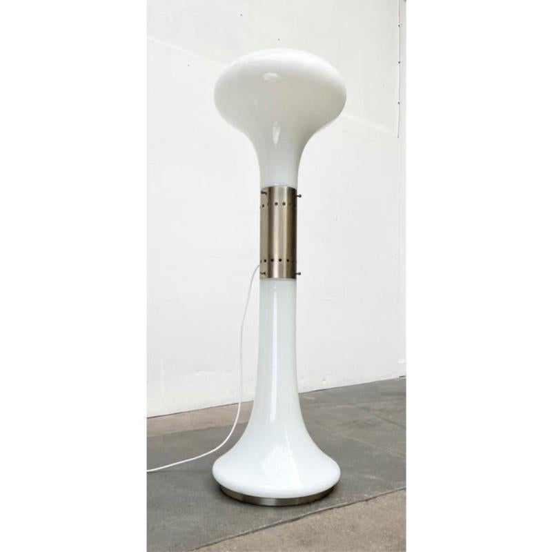 Lámpara de pie de cristal de Murano de la Era Espacial de mediados de siglo, de Carlo Nason para Mazzega, años 60 Vidrio en venta