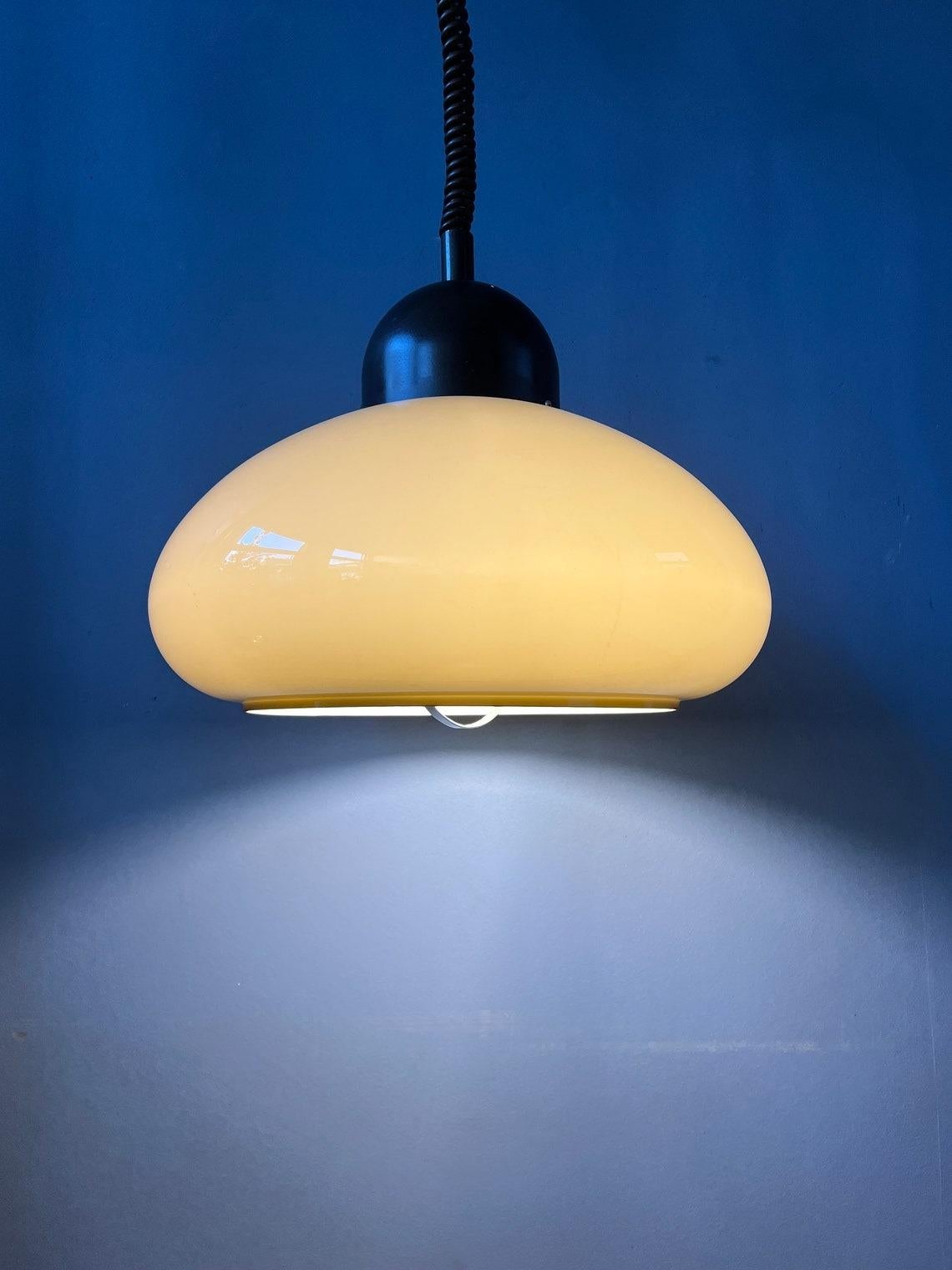 Lampe champignon beige de l'ère spatiale mi-siècle, Dijkstra, 1970 Excellent état - En vente à ROTTERDAM, ZH