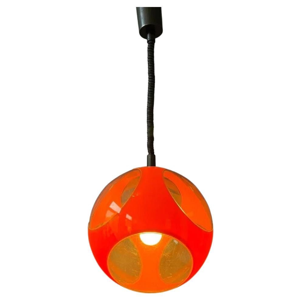 Lampe à suspension massive orange de l'ère spatiale du milieu du siècle dernier, Luigi Colani en vente