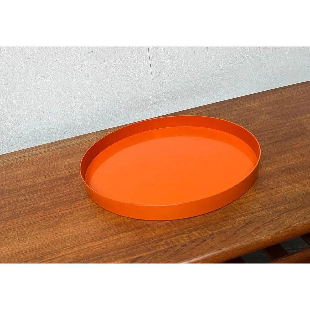 Orangefarbenes Kunststofftablett aus der Jahrhundertmitte des Space Age, 1960er Jahre im Zustand „Hervorragend“ im Angebot in Hamburg, DE
