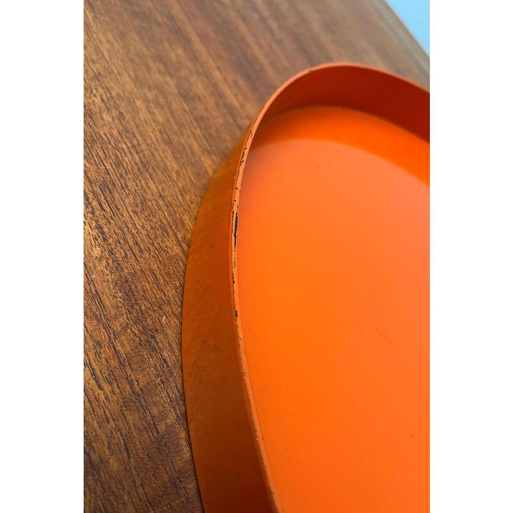 Orangefarbenes Kunststofftablett aus der Jahrhundertmitte des Space Age, 1960er Jahre im Angebot 2