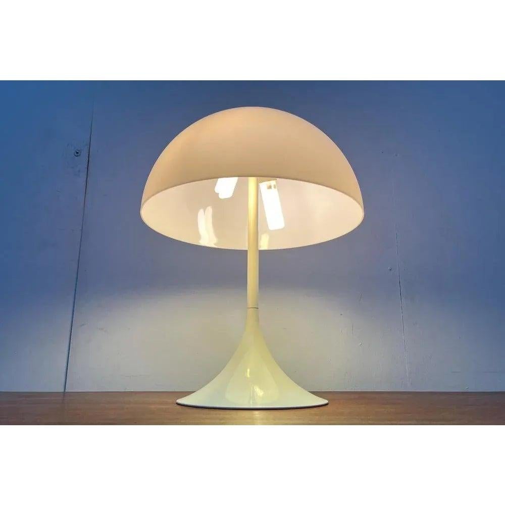 20ième siècle Lampe de table du milieu du siècle A Space Style Panthella de Böhmer Leuchten, Allemagne en vente