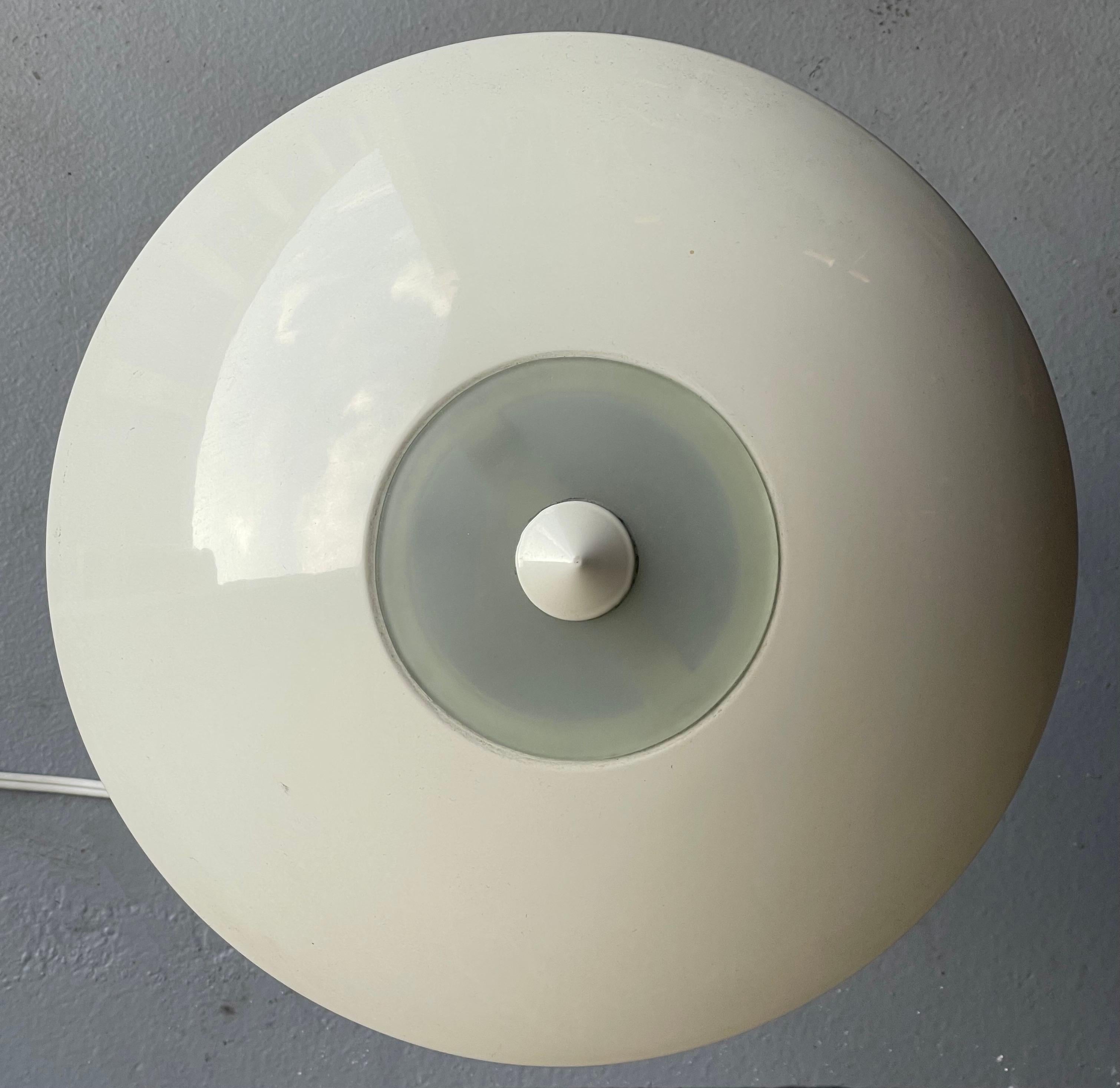North American Mid-Century Space Age Saucer Table Lamp  For Sale