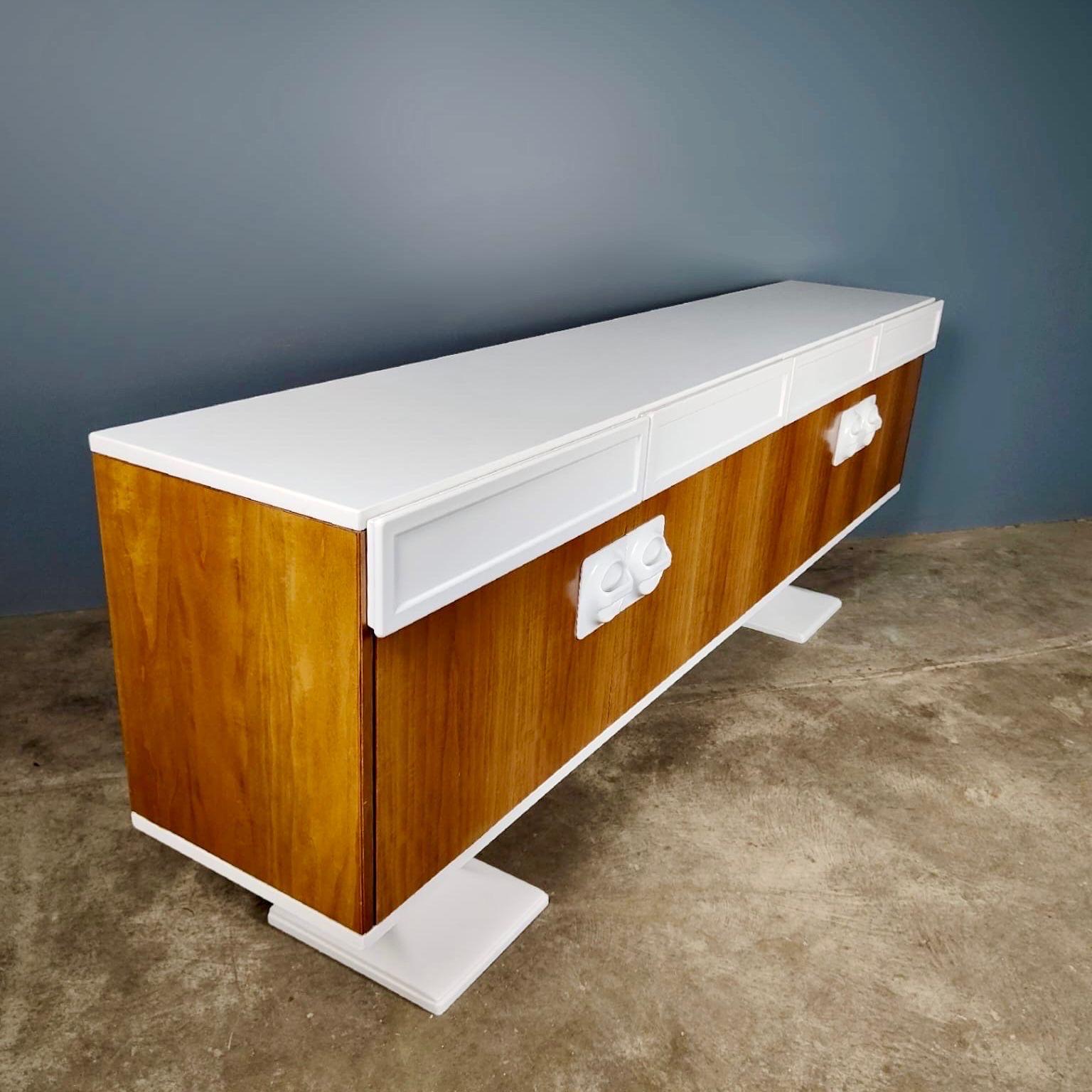 Mid-Century moderno Credenza Mid Century Space AGE di Luigi Sormani anni '70 Bianco e Noce