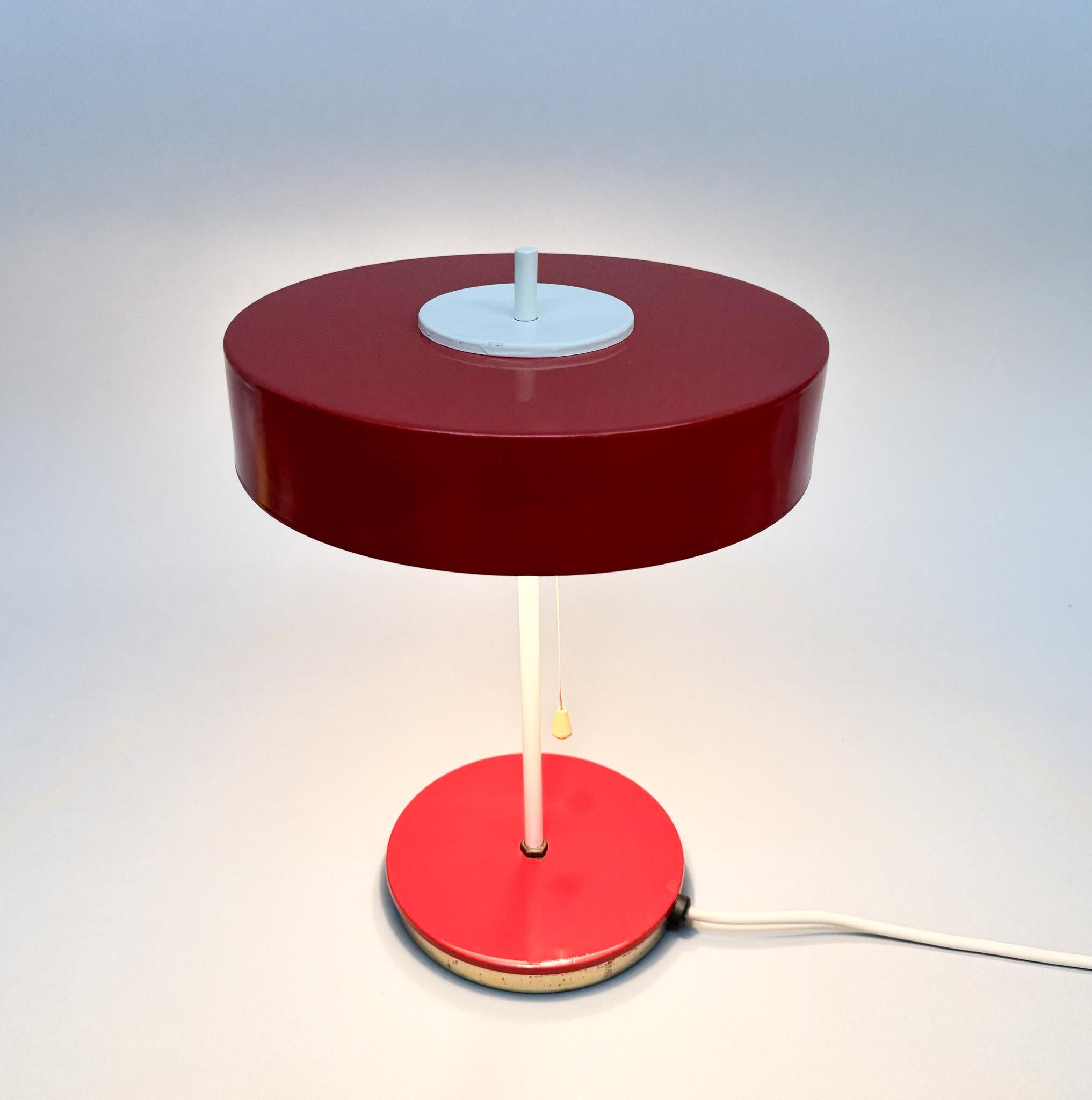 Mid-Century Modern Lampe de table de l'ère spatiale du milieu du siècle dernier par Kamenicky Senov, Tchécoslovaquie, années 1970 en vente