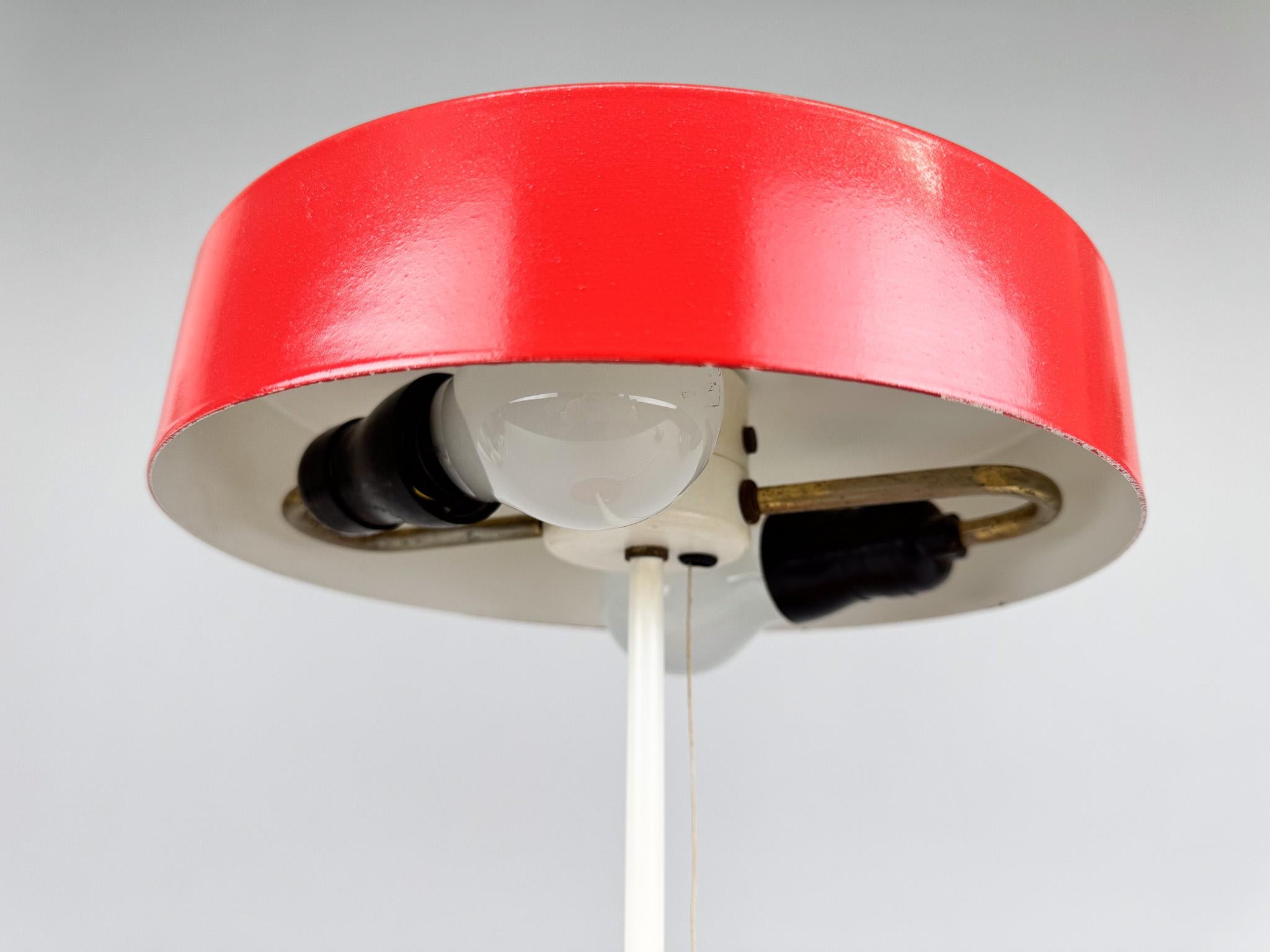 Lampe de table de l'ère spatiale du milieu du siècle dernier par Kamenicky Senov, Tchécoslovaquie, années 1970 en vente 2