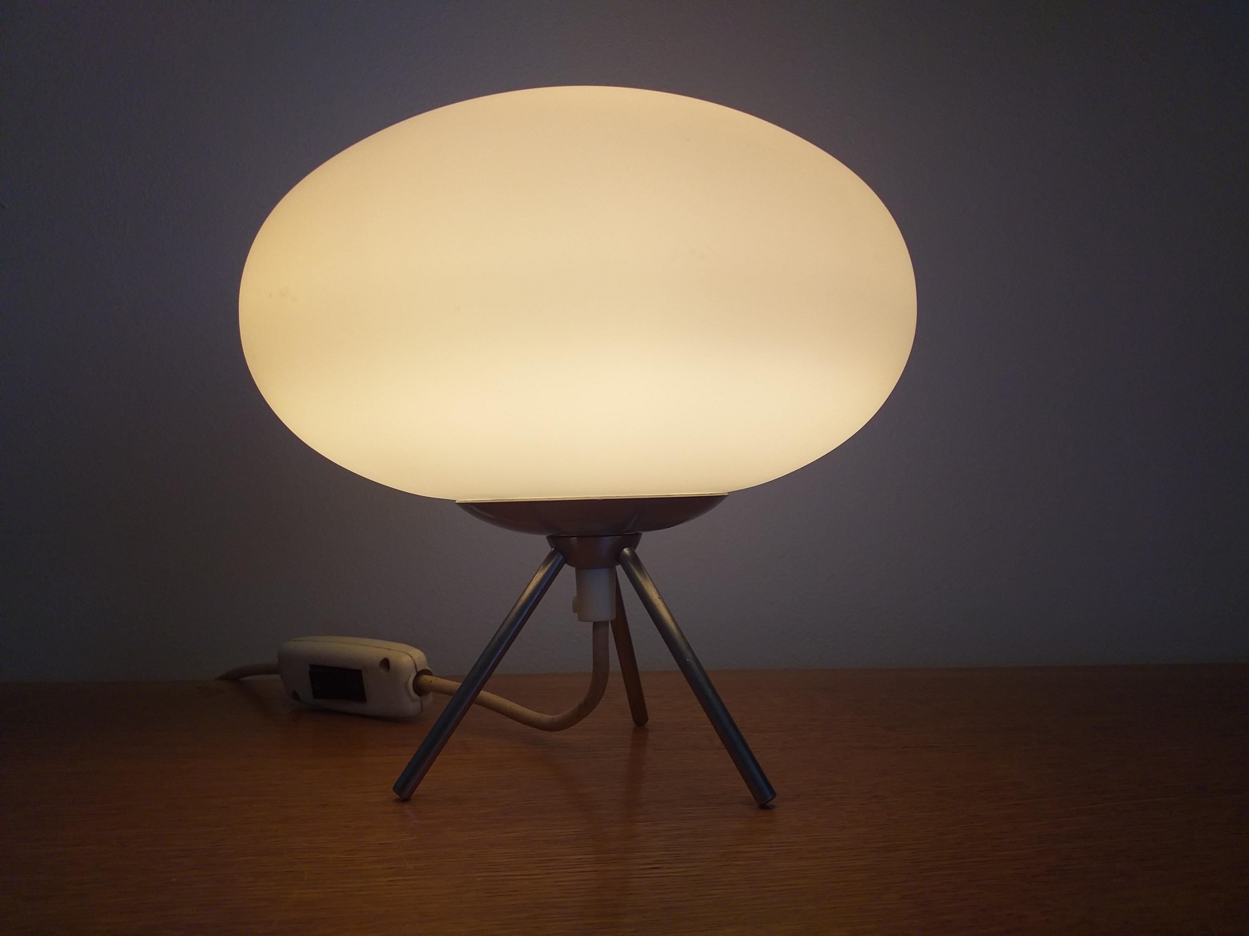 Midcentury Space Age Table Lamp, Italy, 1980s 4
