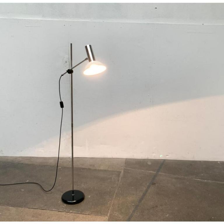 Mid-Century Space Age Type 870 Floor Lamp from Sis, 1960s In Excellent Condition For Sale In Hamburg, DE