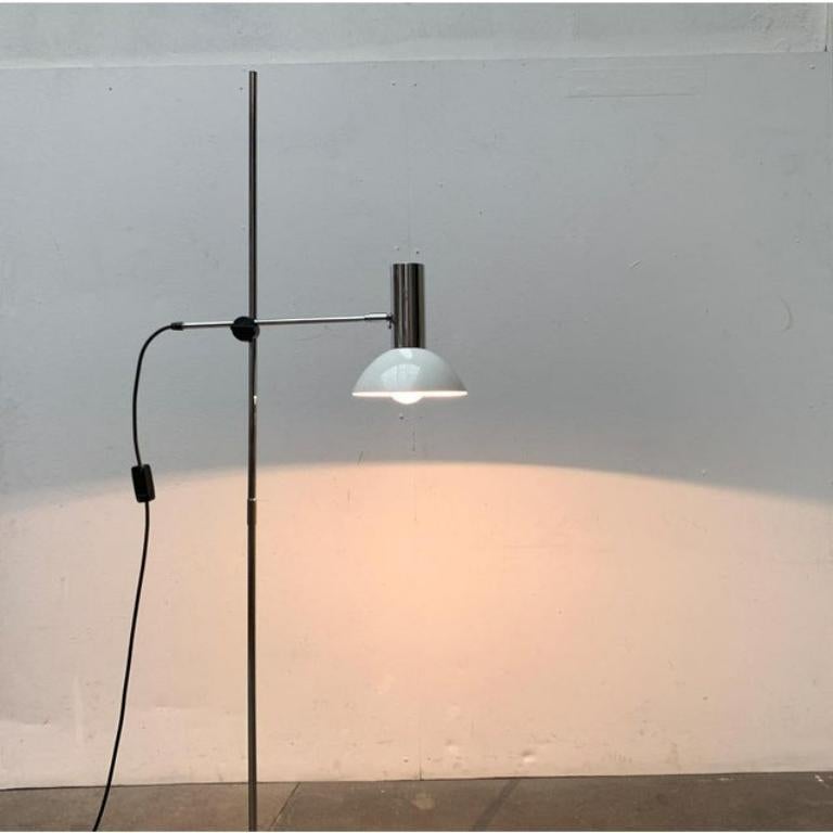 20th Century Mid-Century Space Age Type 870 Floor Lamp from Sis, 1960s For Sale