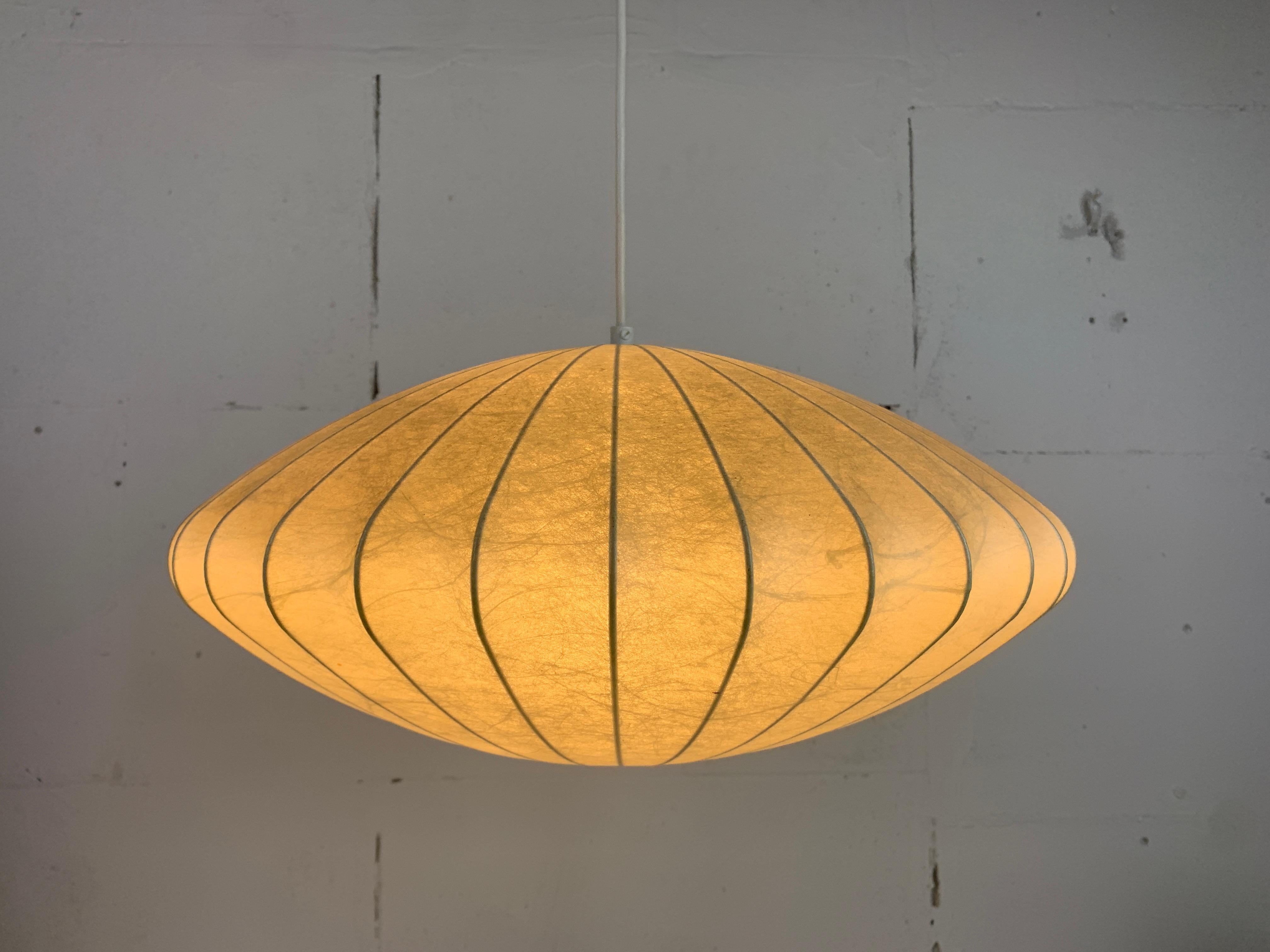 Lampe suspendue soucoupe de cocon ufo de l'ère spatiale du milieu du siècle dernier, années 1960 3