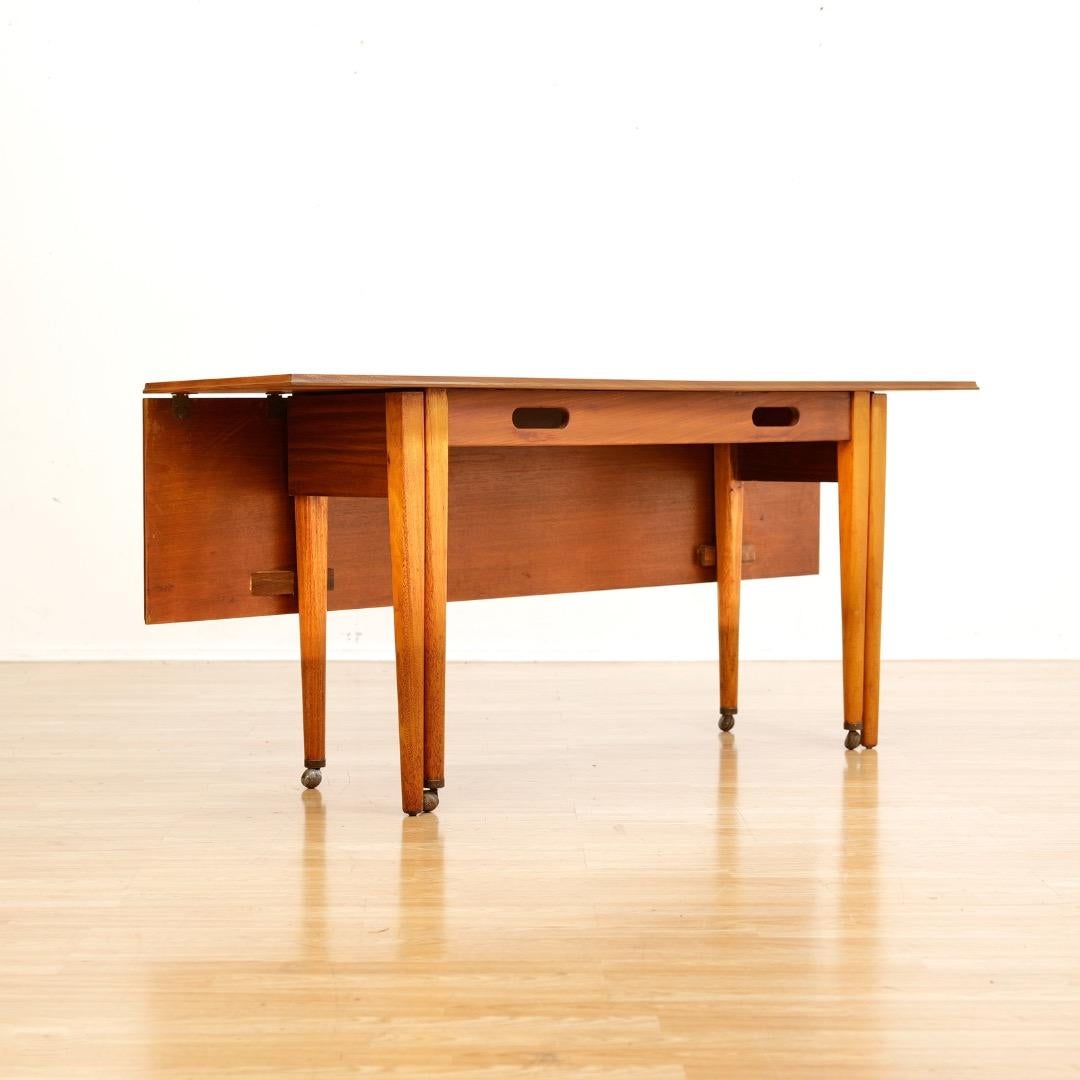 Mid Century Space Saving Dining Set and Credenza by Elliots of Newbury en vente 10