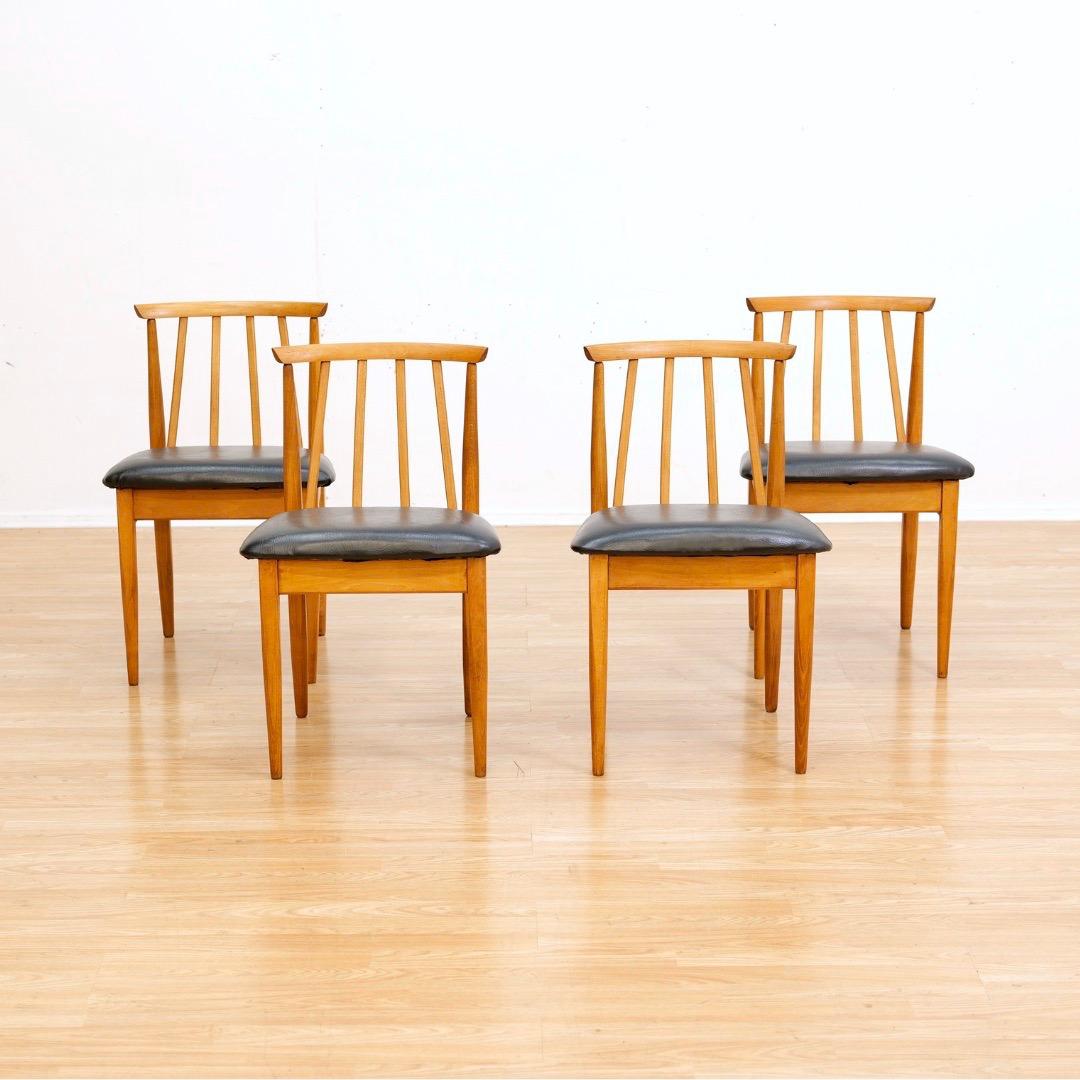 Mid Century Space Saving Dining Set and Credenza by Elliots of Newbury en vente 13