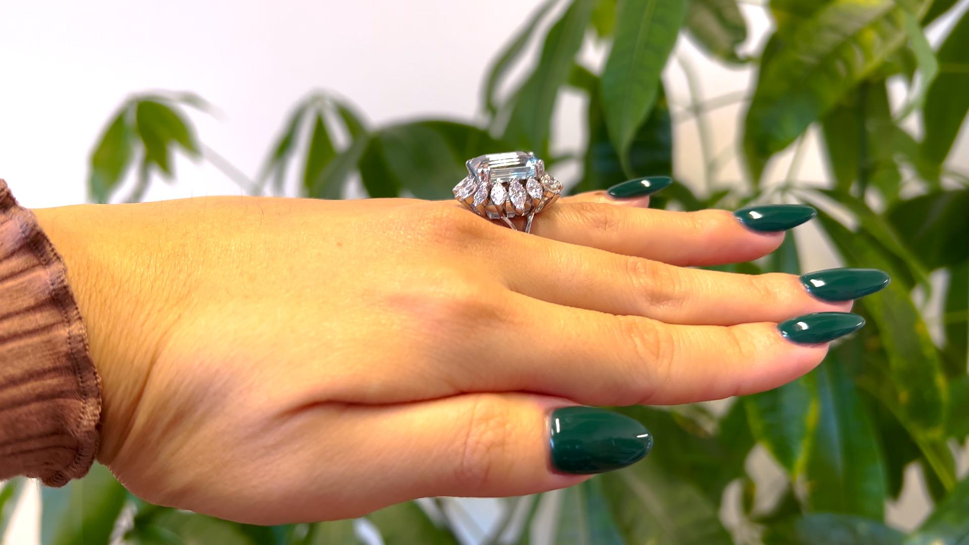 Mid Century Spanish Aquamarine and Diamond Platinum Cluster Cocktail Ring In Good Condition For Sale In Beverly Hills, CA