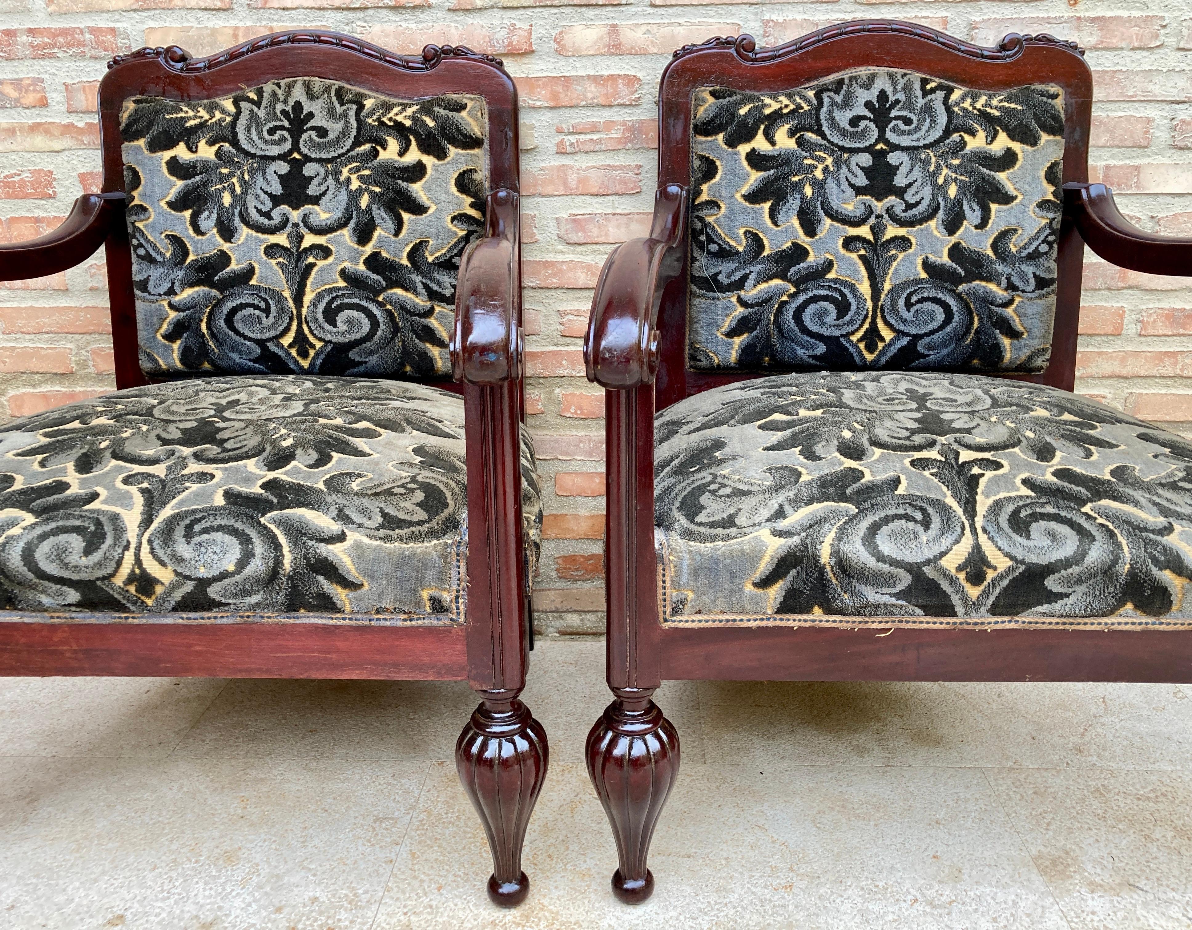 Fauteuils espagnols en bois du milieu du siècle dernier, lot de 2 Bon état - En vente à Miami, FL