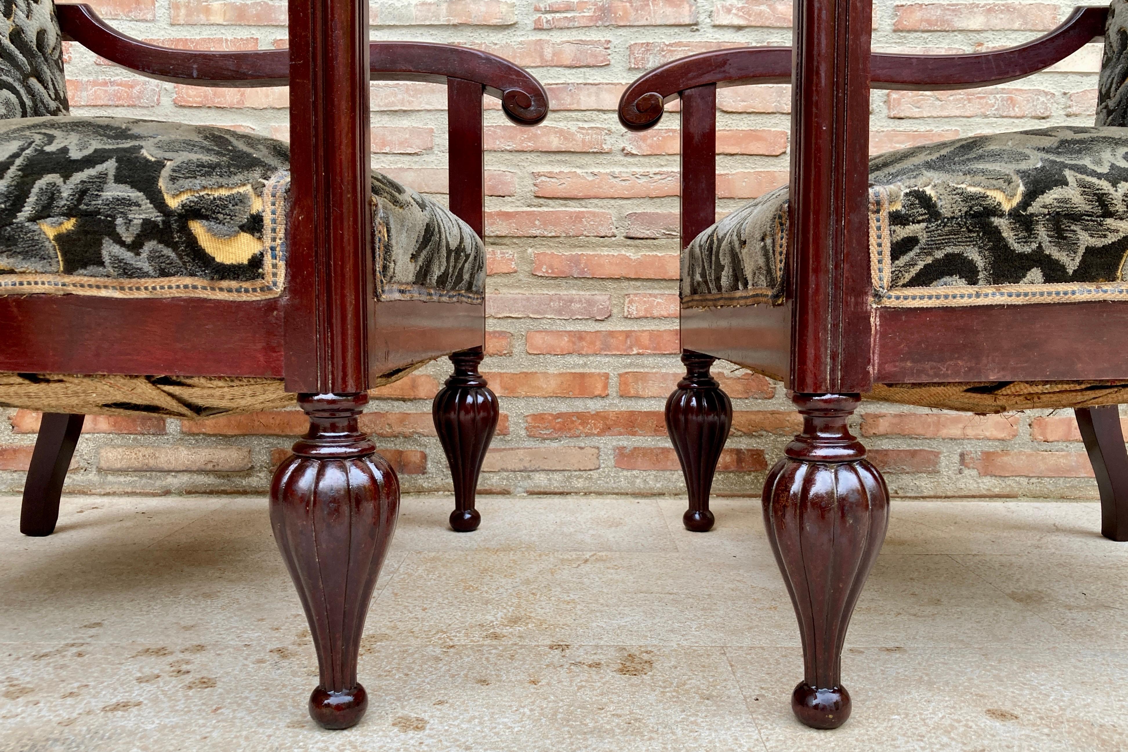 Tissu d'ameublement Fauteuils espagnols en bois du milieu du siècle dernier, lot de 2 en vente
