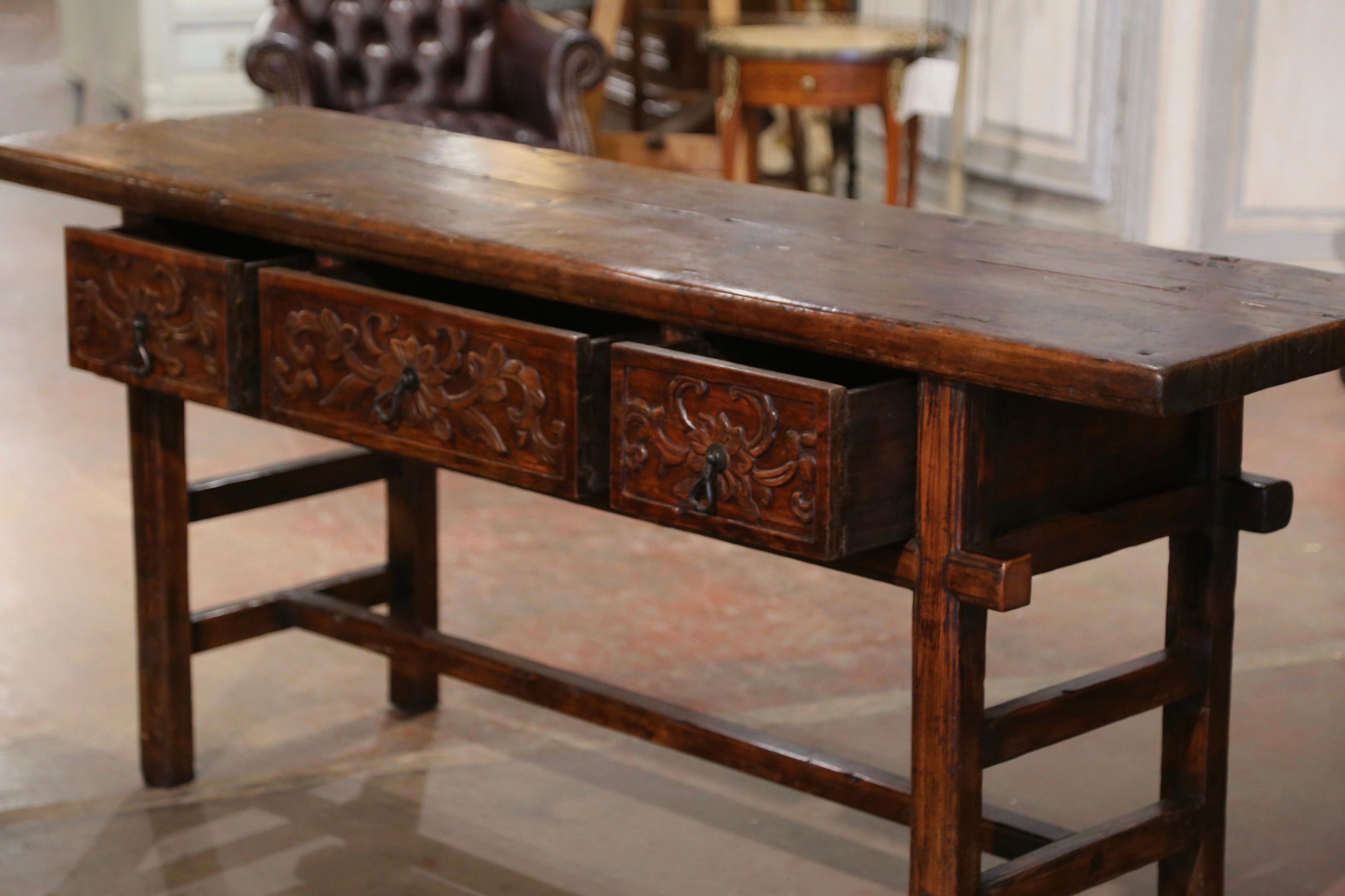 Mid Century Spanish Baroque Carved Pine & Oak Three-Drawer Console Table For Sale 5