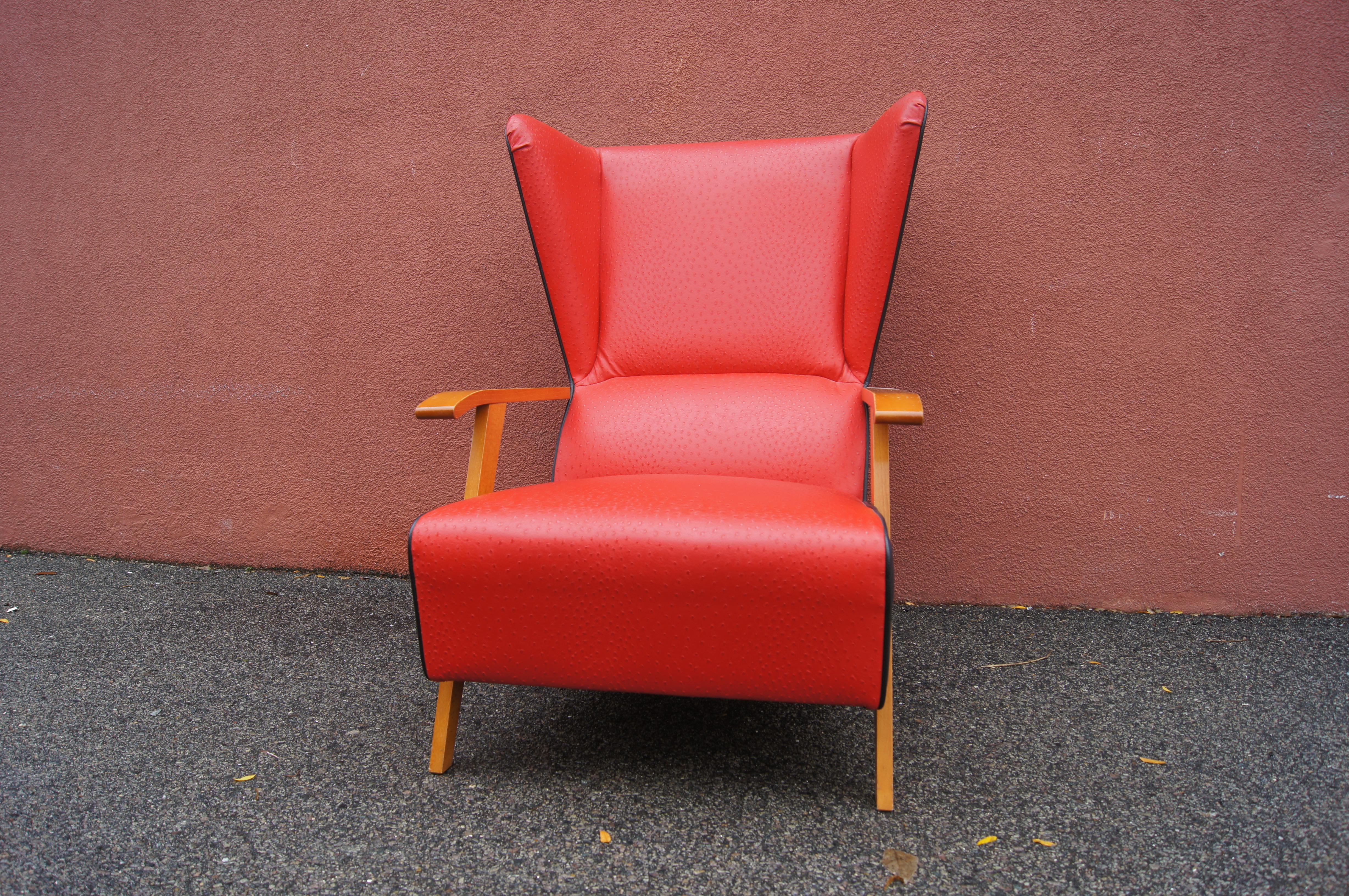 Midcentury Spanish High-Back Leather Lounge Chair In Good Condition In Dorchester, MA