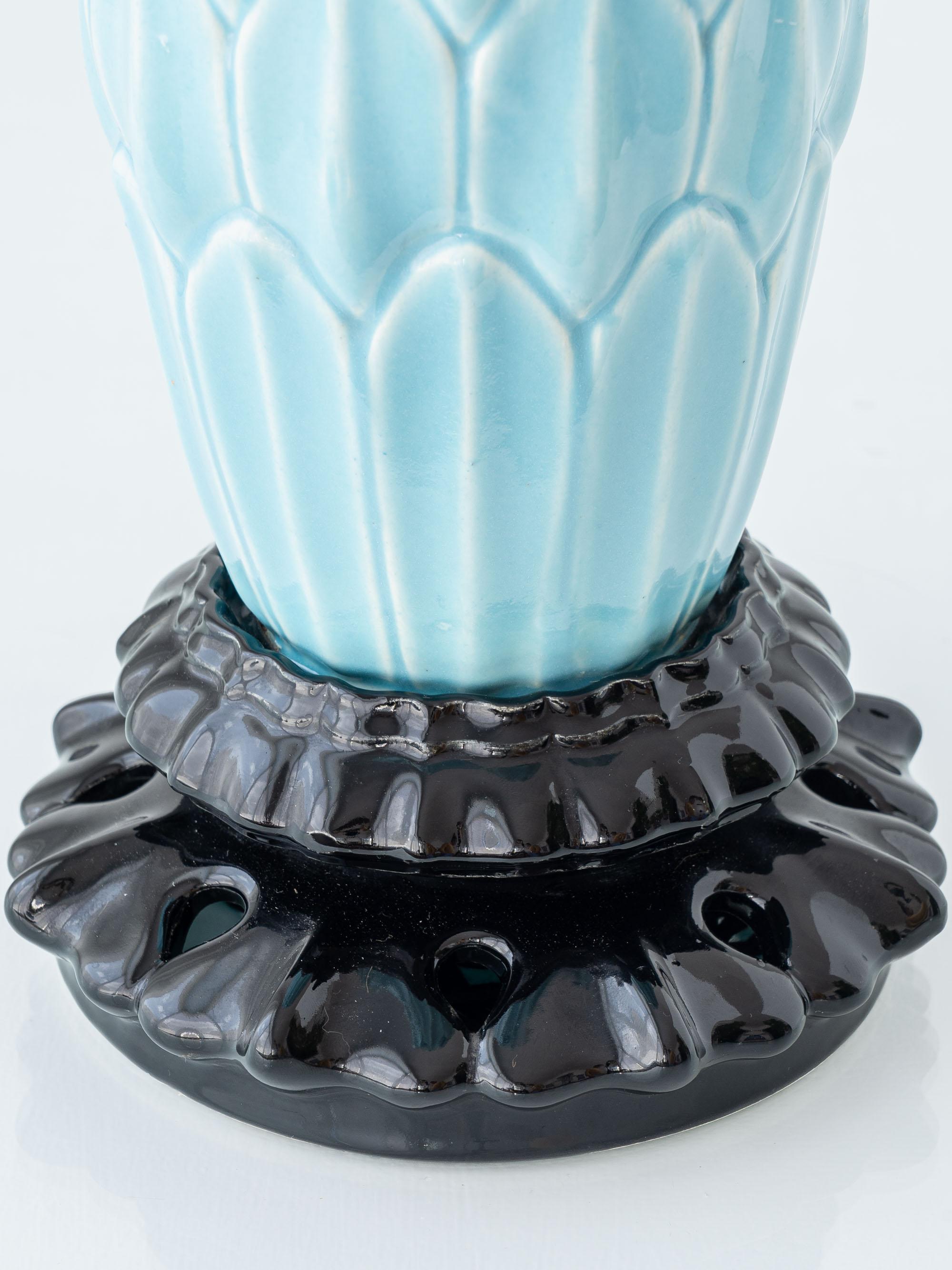 Lampe de table espagnole Manises du milieu du siècle en céramique turquoise, abat-jour New Liberty en vente 2