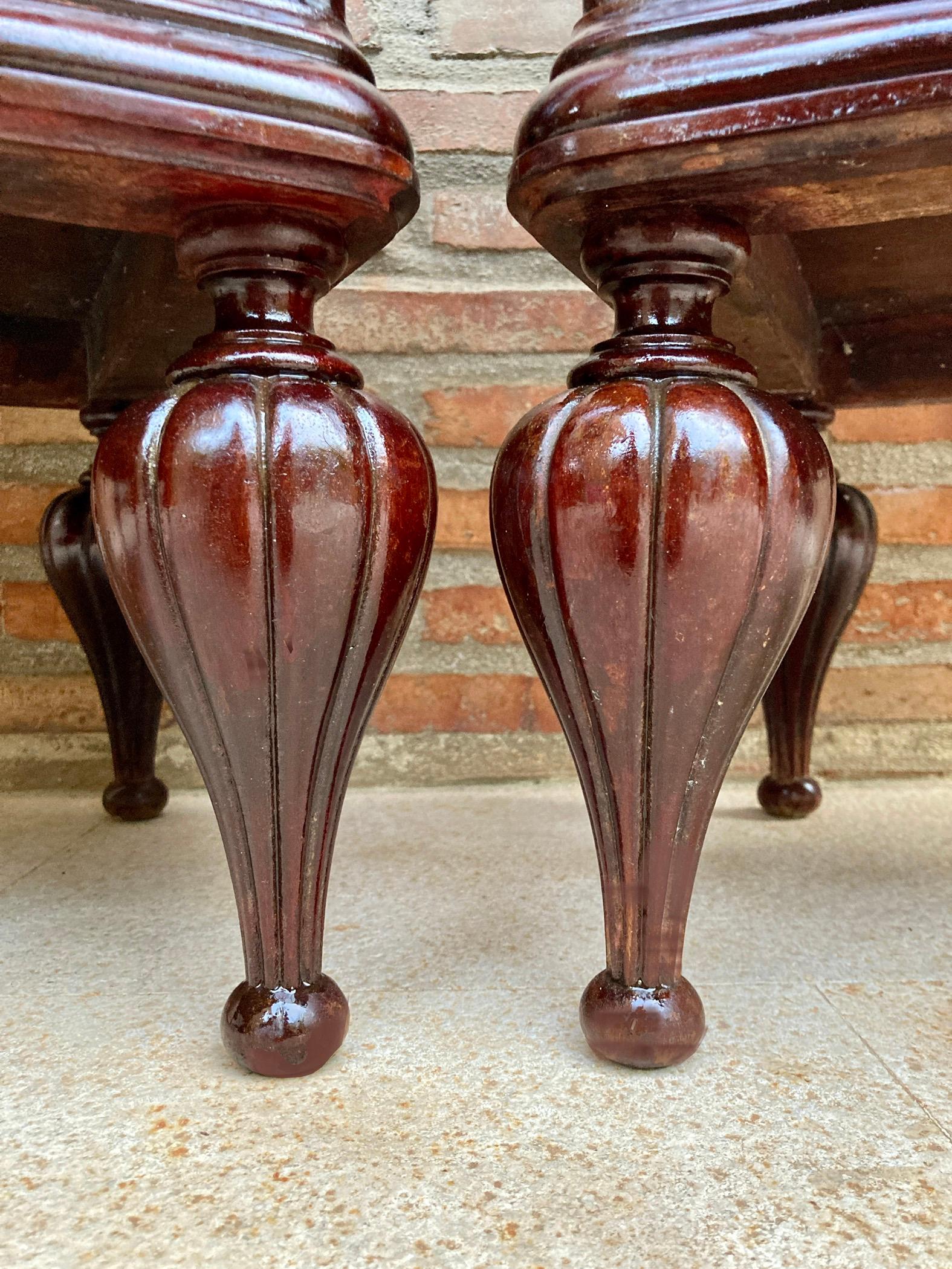 Mid Century Spanish Nightstands in Wood Set of 2 For Sale 3