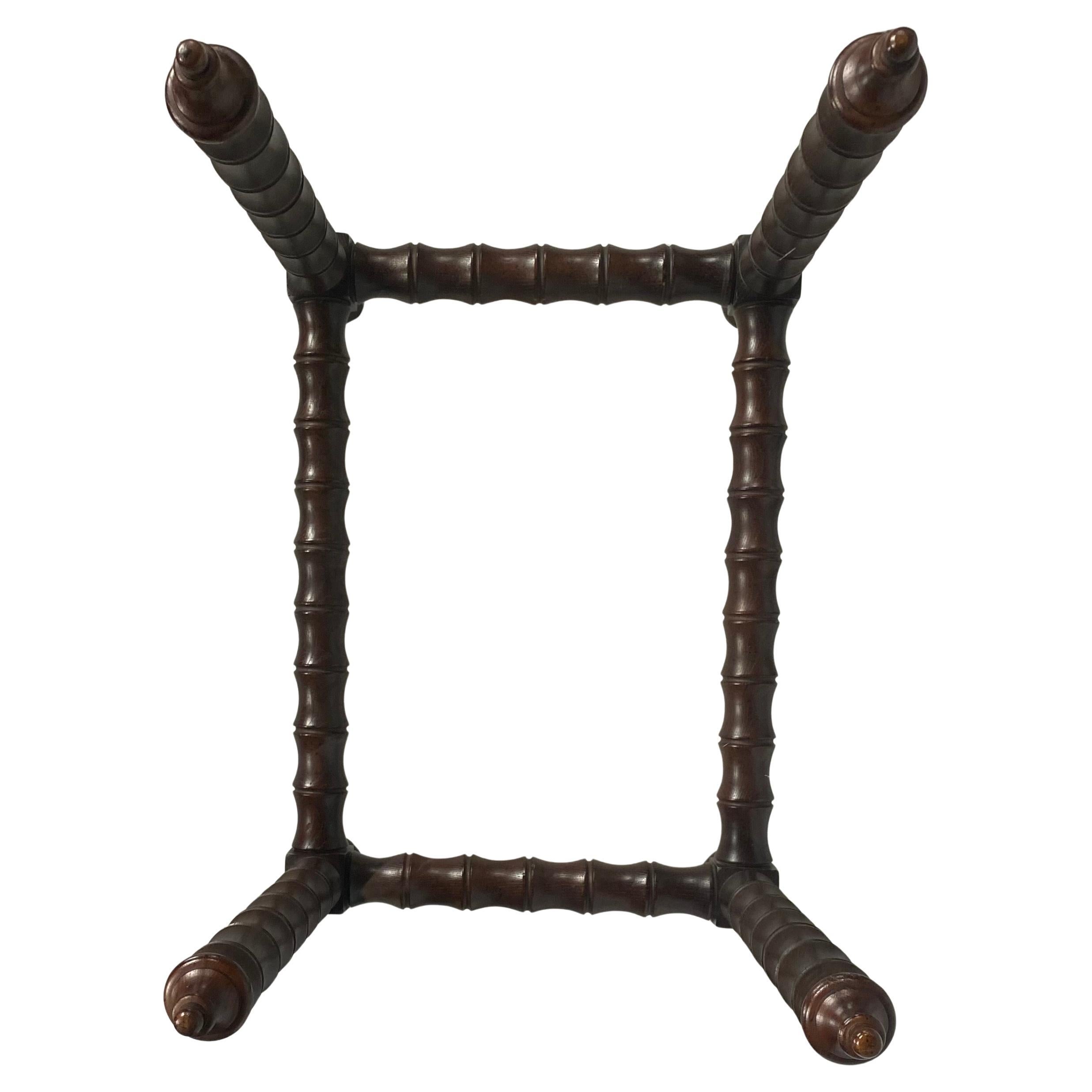 Paire de tables d'appoint en bois tourné et verre de style Jacobean en vente 3