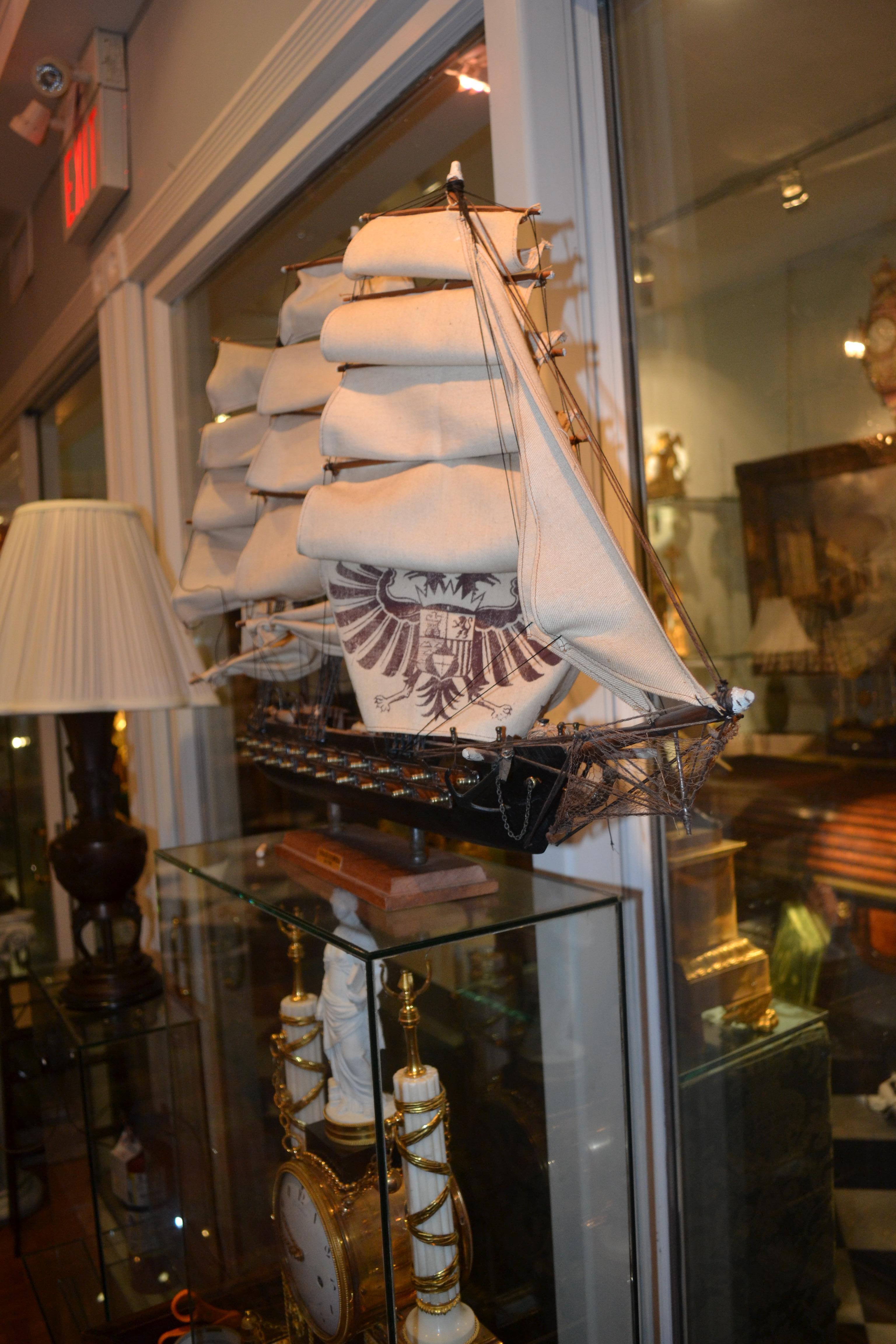 Mid-Century Spanish Souvenir Model of a late 18 Century Frigate In Good Condition For Sale In Vancouver, British Columbia