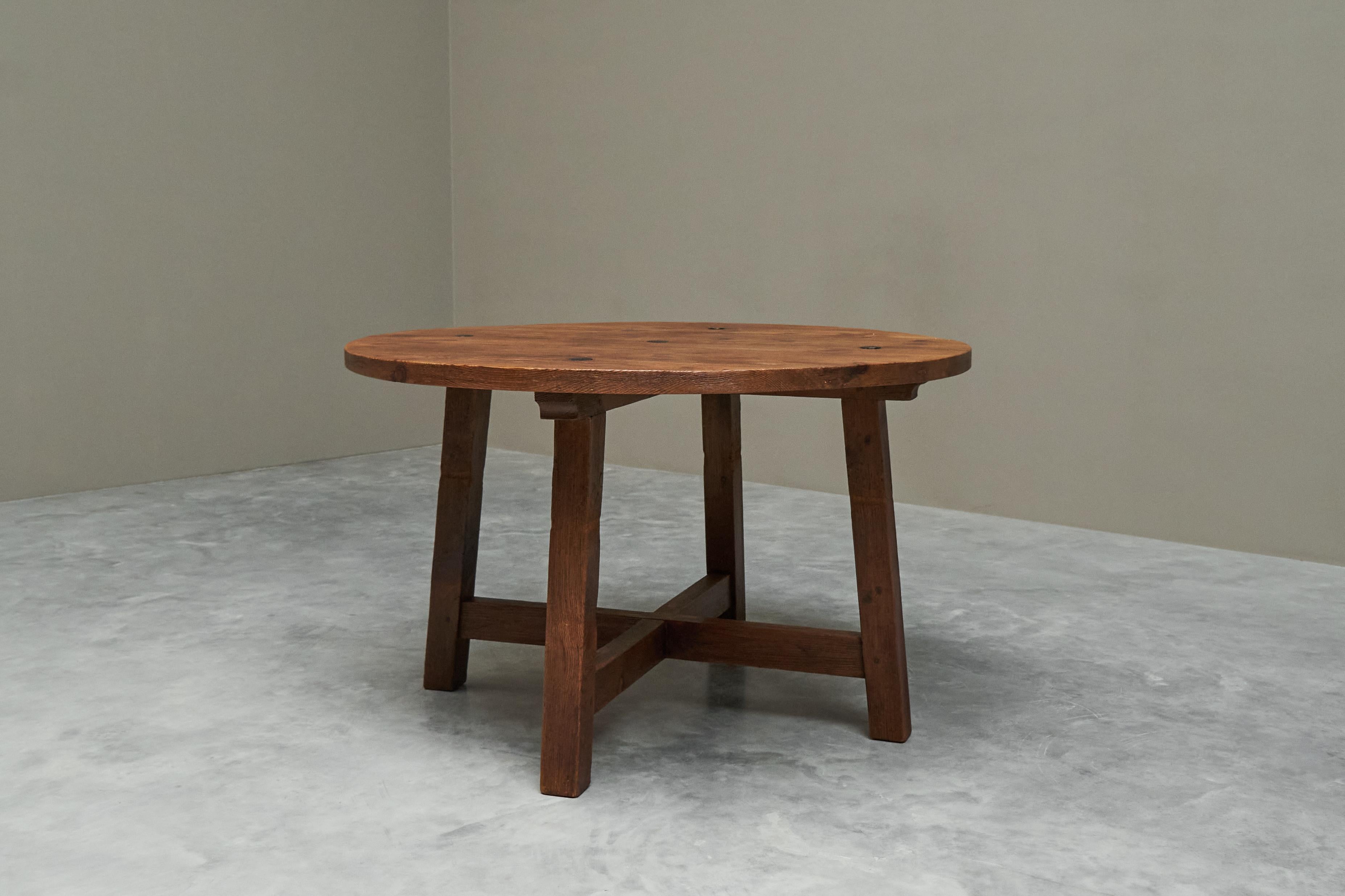 Mid Century Spanish Style Dining or Center Table in Solid Wood and Wrought Iron For Sale 7