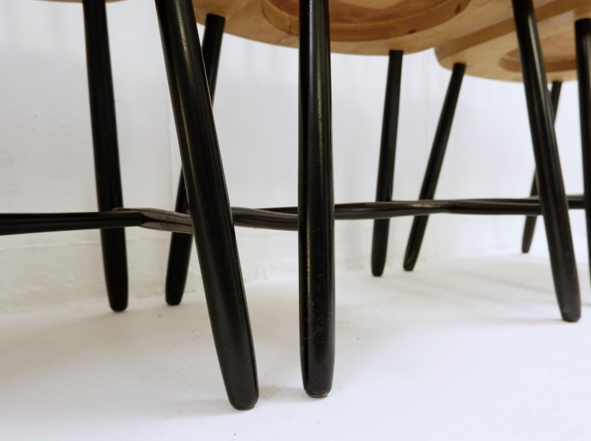 Esszimmerstühle mit Spindelrücken aus der Mitte des Jahrhunderts von Yngve Ekström für Pastoe, Niederlande (Mitte des 20. Jahrhunderts) im Angebot