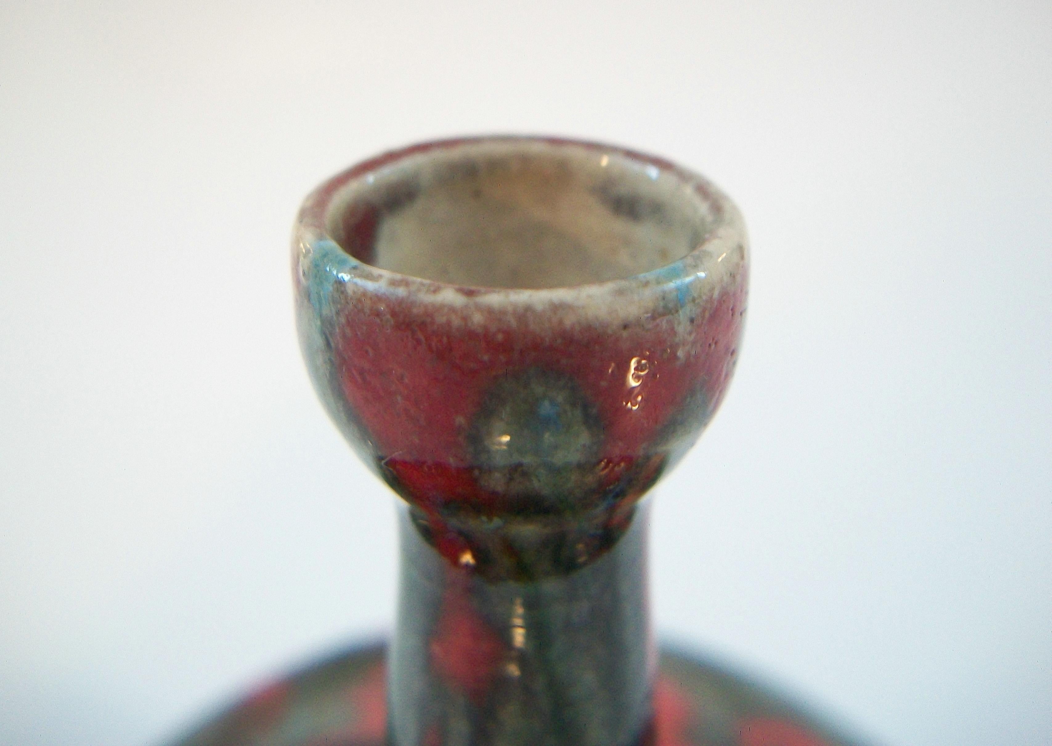 Mid Century Splash Glazed Studio Pottery Vase - Signed - Canada - Circa 1960's For Sale 5