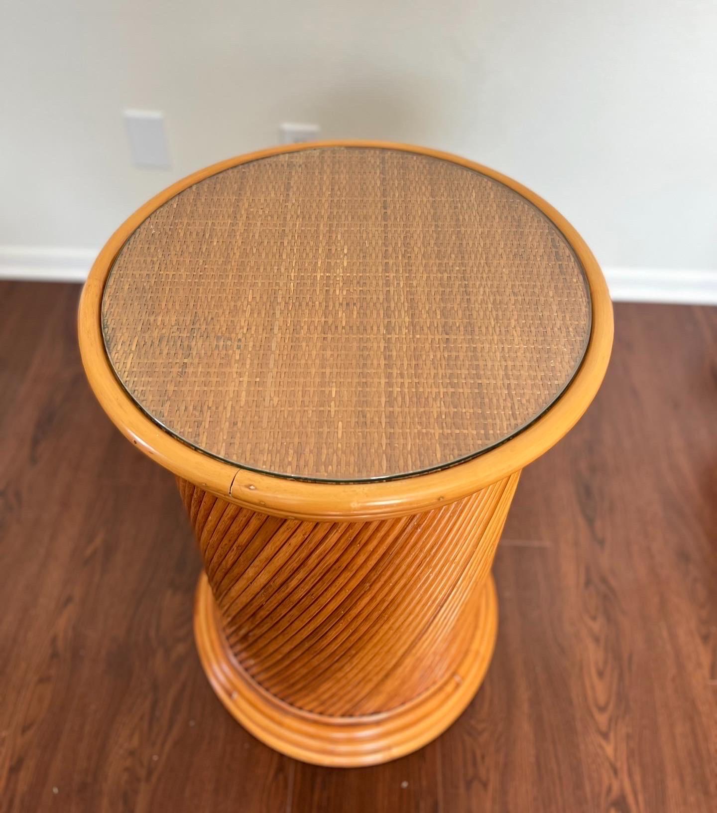 Late 20th Century Mid Century Split Reed Bamboo Pedestal Table in the Manner of Gabriella Crespi