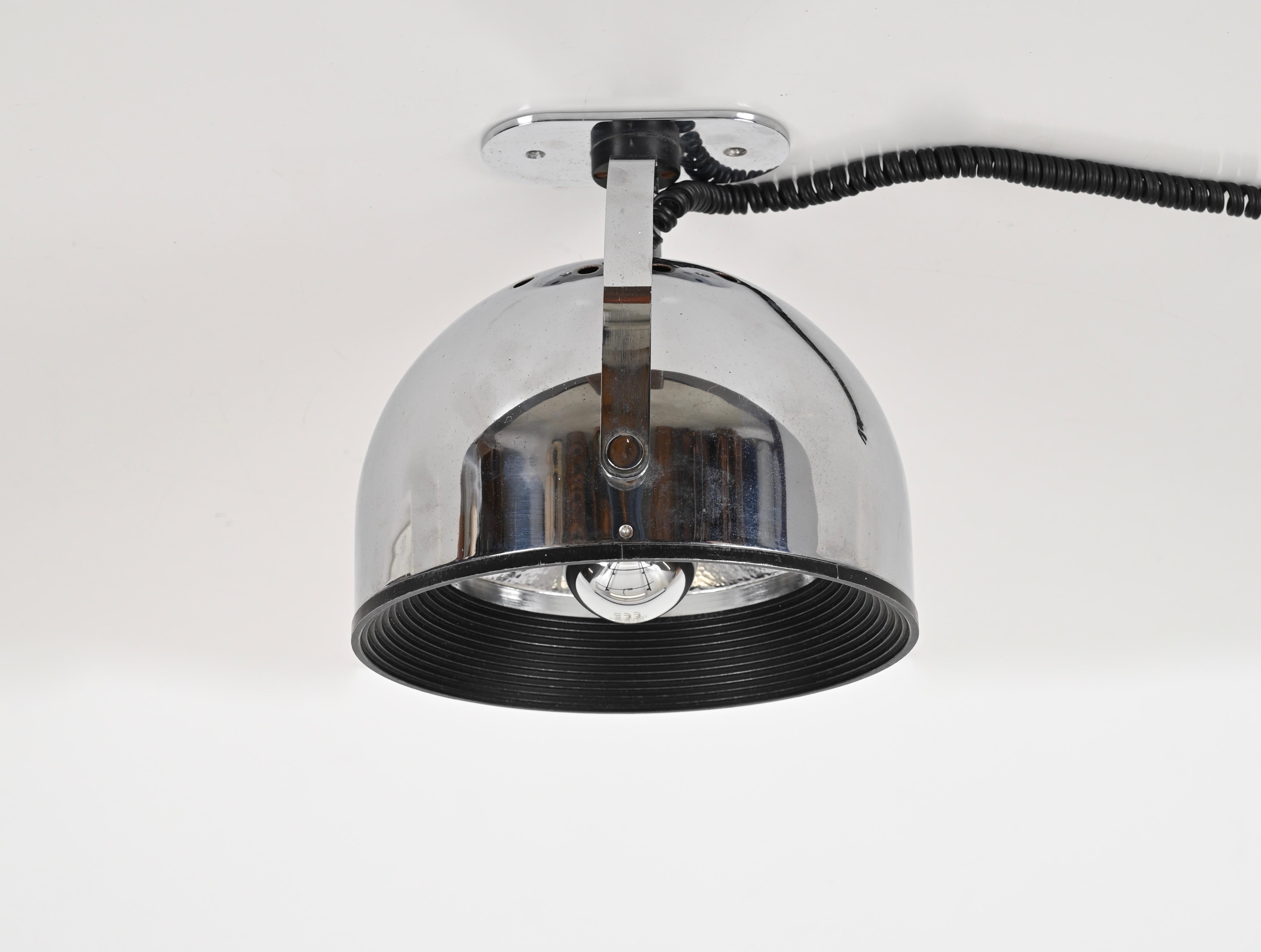 Enameled Mid-Century Spot Lamp in Chrome by Gae Aulenti for Stilnovo, Italy 1970s For Sale
