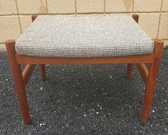 Taburete moderno danés de mediados de siglo Spottrup de teca y tapizado