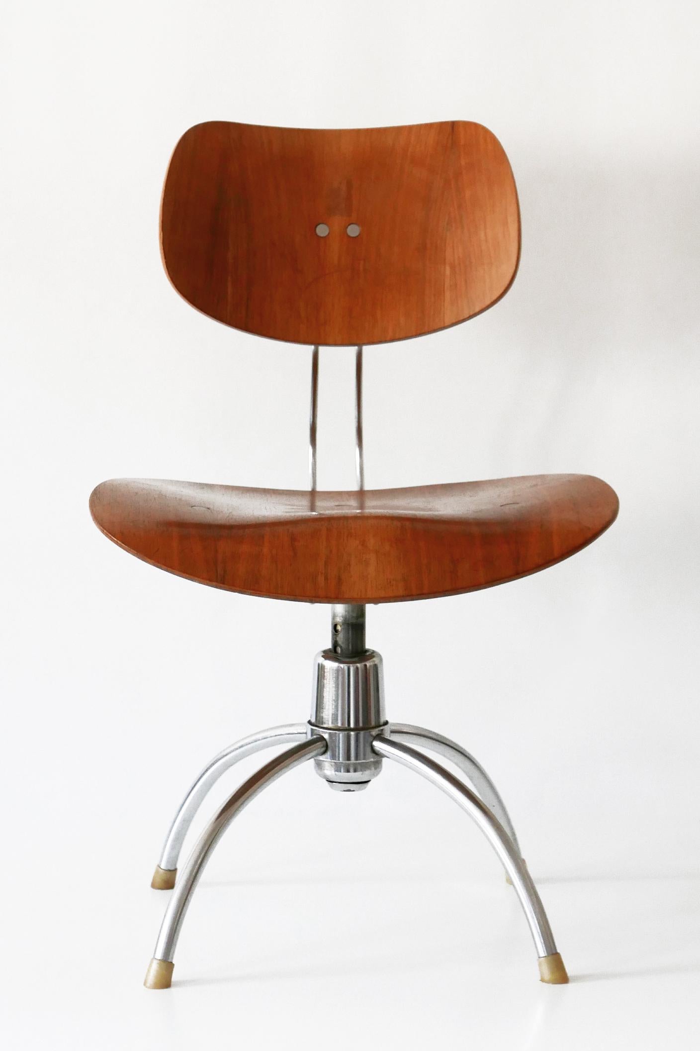 Mid-Century Modern Midcentury Spring Swivel Office Chair SE 40 by Egon Eiermann for Wilde + Spieth