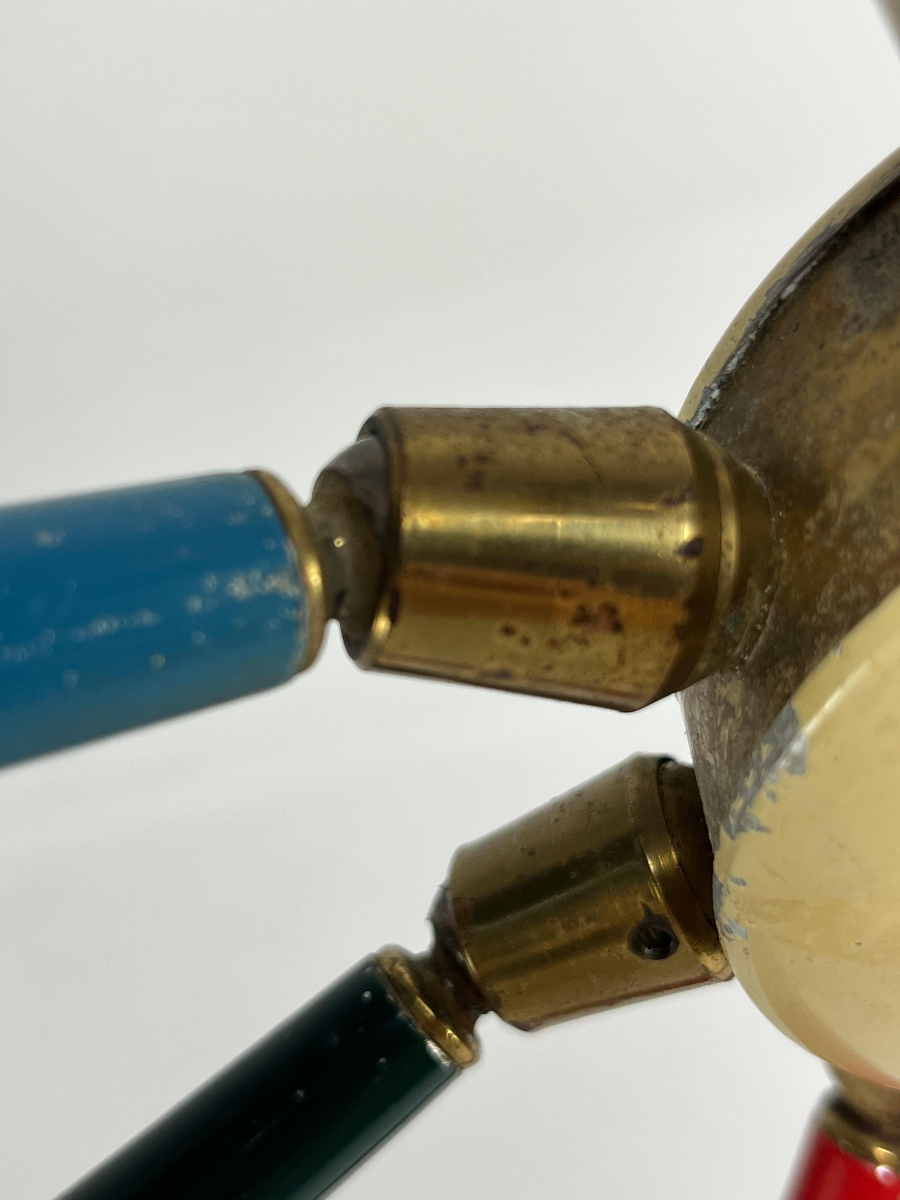 Lampadario Sputnik di metà secolo a 8 bracci in ottone, smalti colorati, Arredoluce 1950s in vendita 1