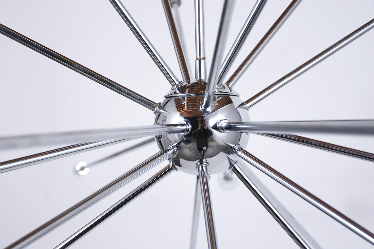 Late 20th Century Restored Mid-Century Modern Sputnik Chandelier - Sleek Steel Design