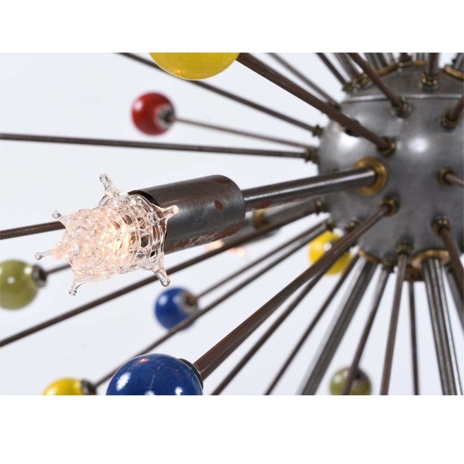 Sputnik Starburst-Kronleuchter-Hängelampe mit mehrfarbigen Kugeln aus der Mitte des Jahrhunderts (Moderne der Mitte des Jahrhunderts)