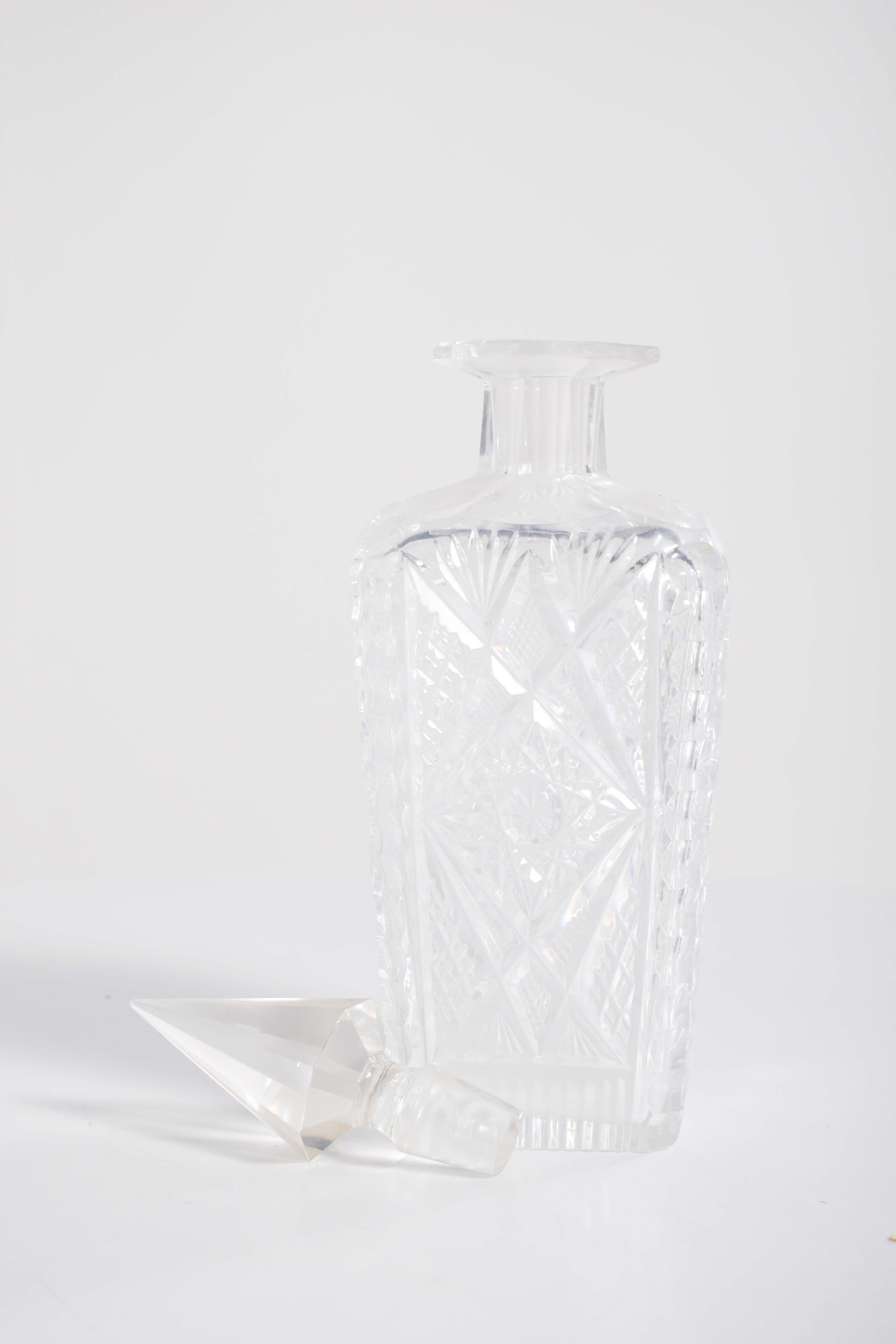 Mid-Century Square Bottle of Liquor, Crafted From Cut Glass For Sale 2
