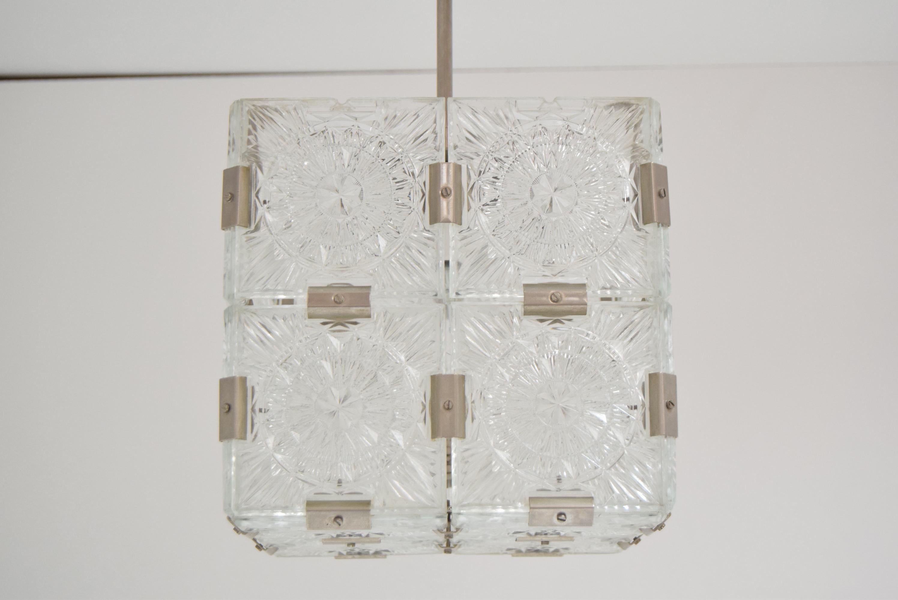 Mid-Century Square Clear Glass Pendant by Kamenicky Senov, 1960's In Good Condition In Praha, CZ