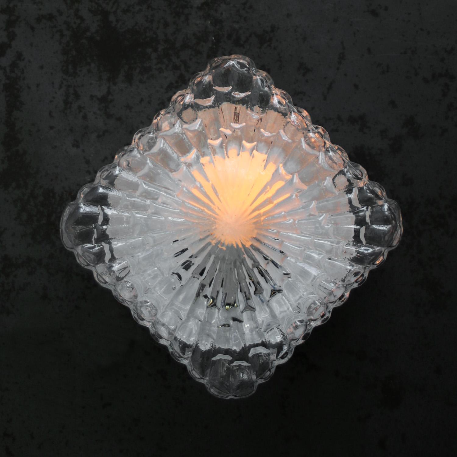 20ième siècle Appliques murales carrées en verre transparent du milieu du siècle dernier en vente