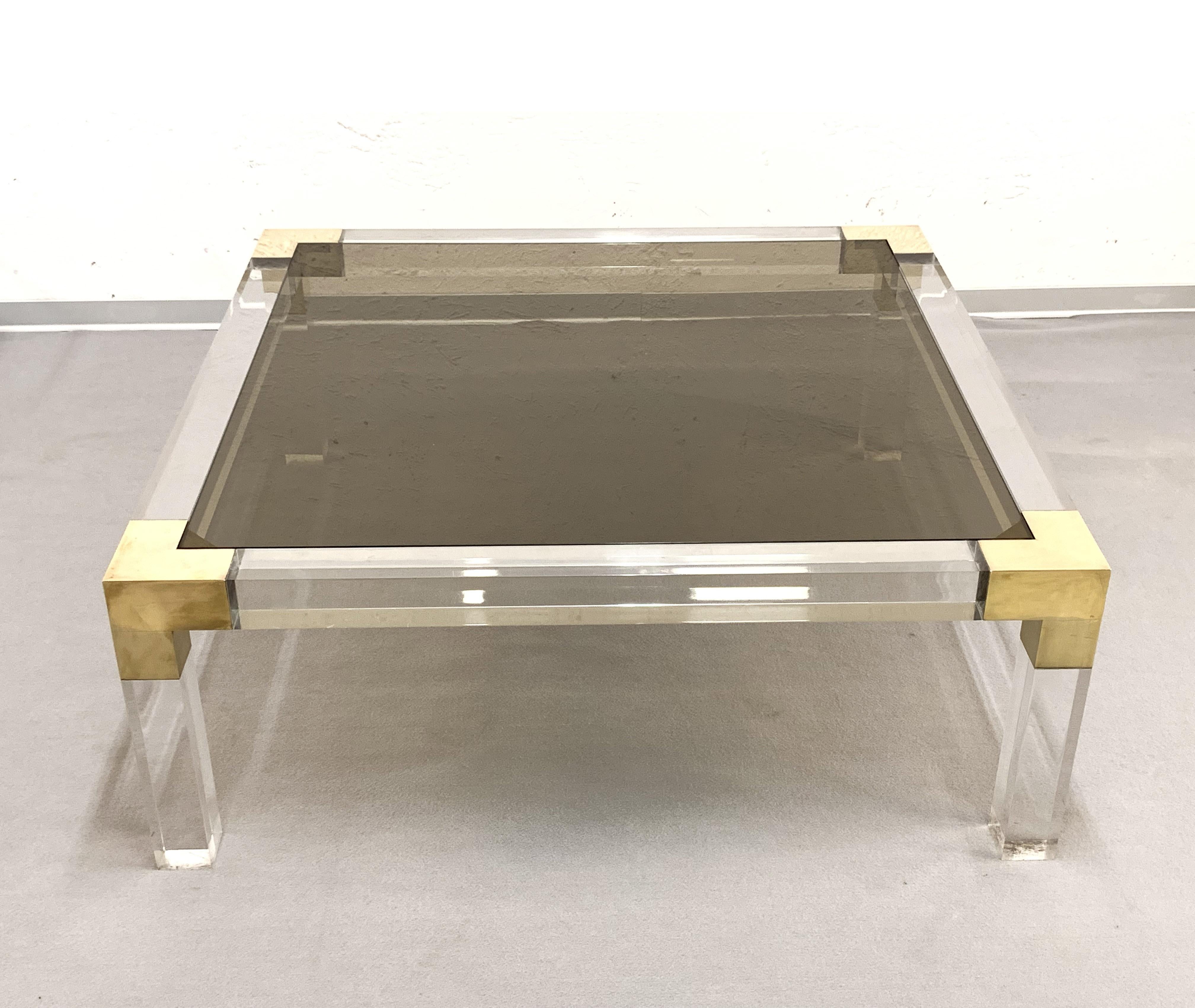 Midcentury Square Coffee Table in Brass and Lucite, Smoked Glass Top Italy 1970s 11