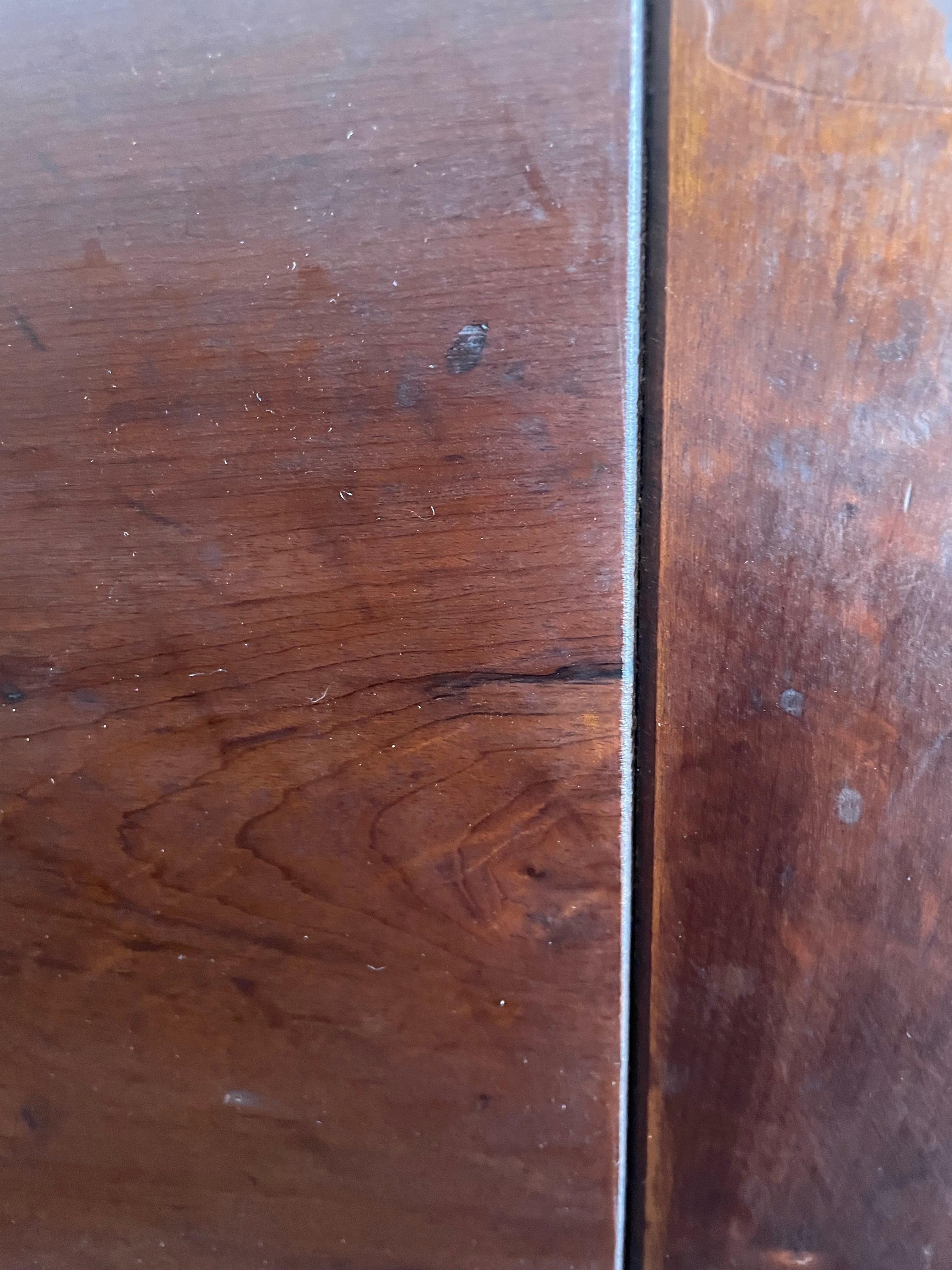 Mid Century Square Coffee Table w/Center Cut-Out For Sale 4